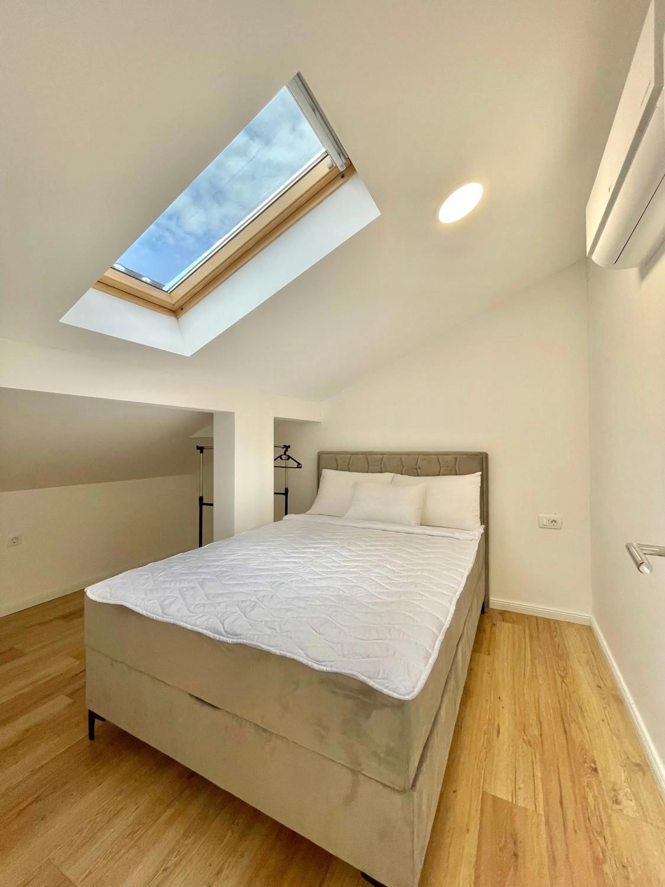 Bed in Comfort Apartments Pasha