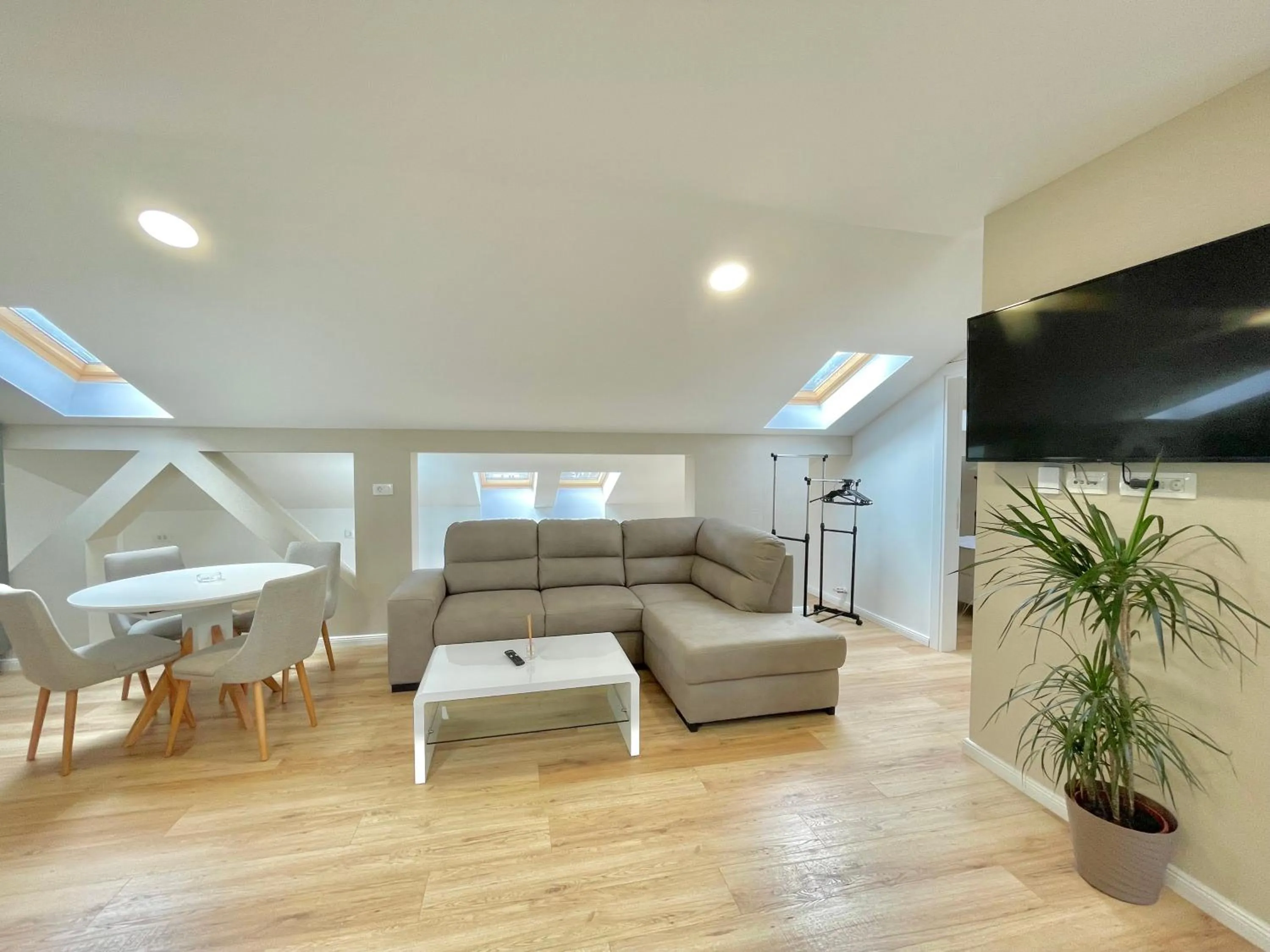 TV and multimedia in Comfort Apartments Pasha