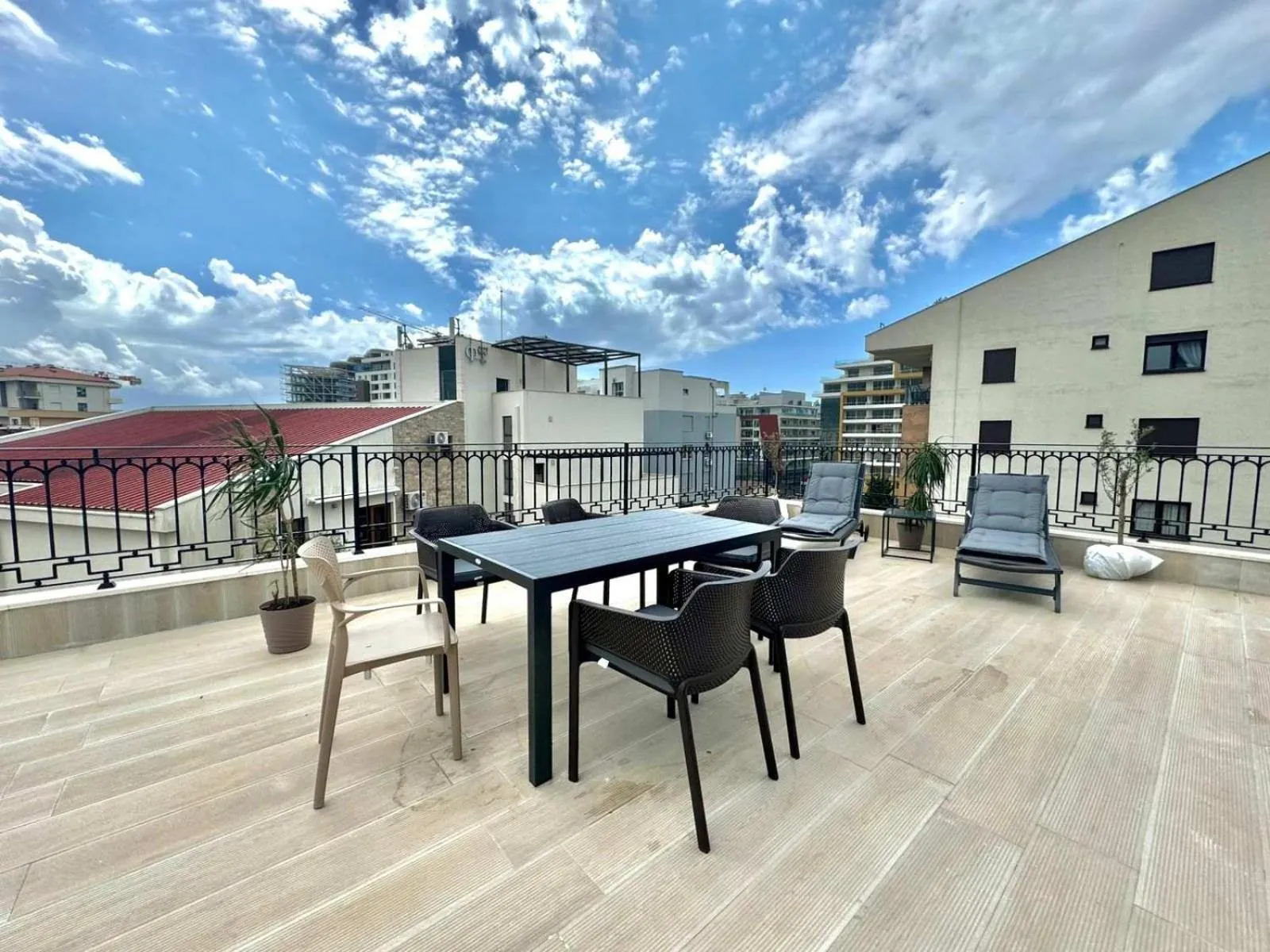 Balcony/Terrace in Comfort Apartments Pasha