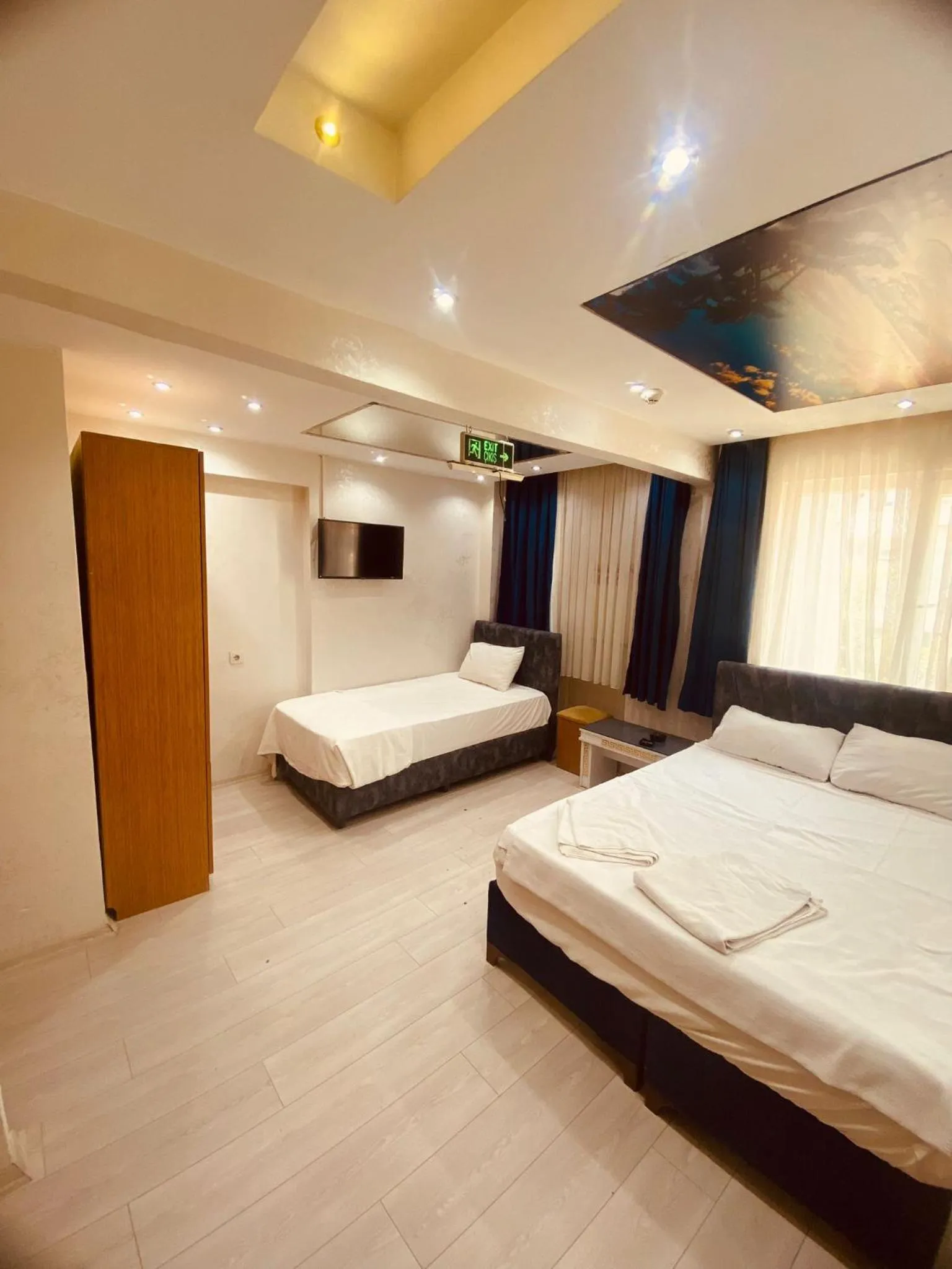 Photo of the whole room in Hotel Diva