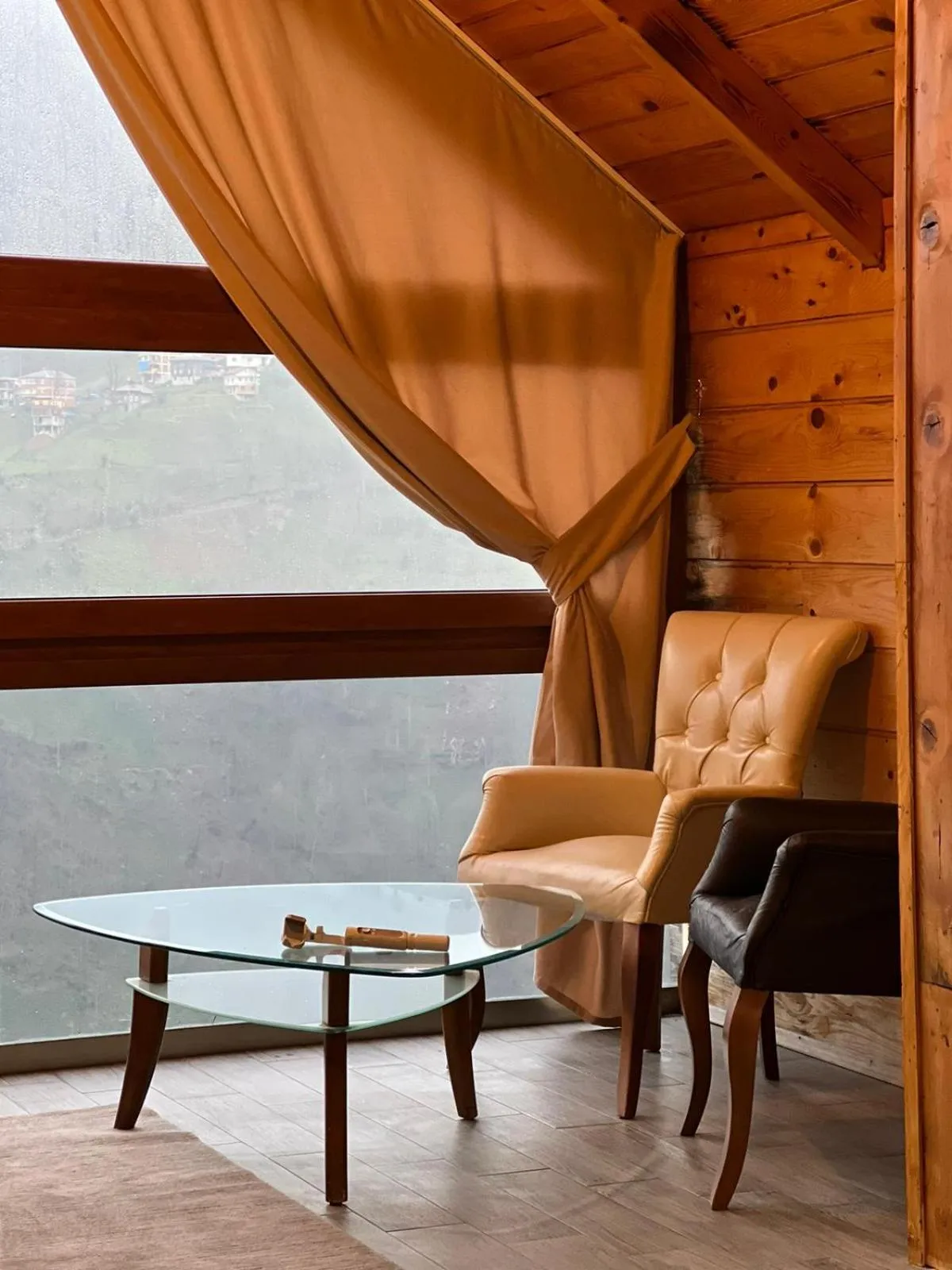 Seating area in Peruma otel