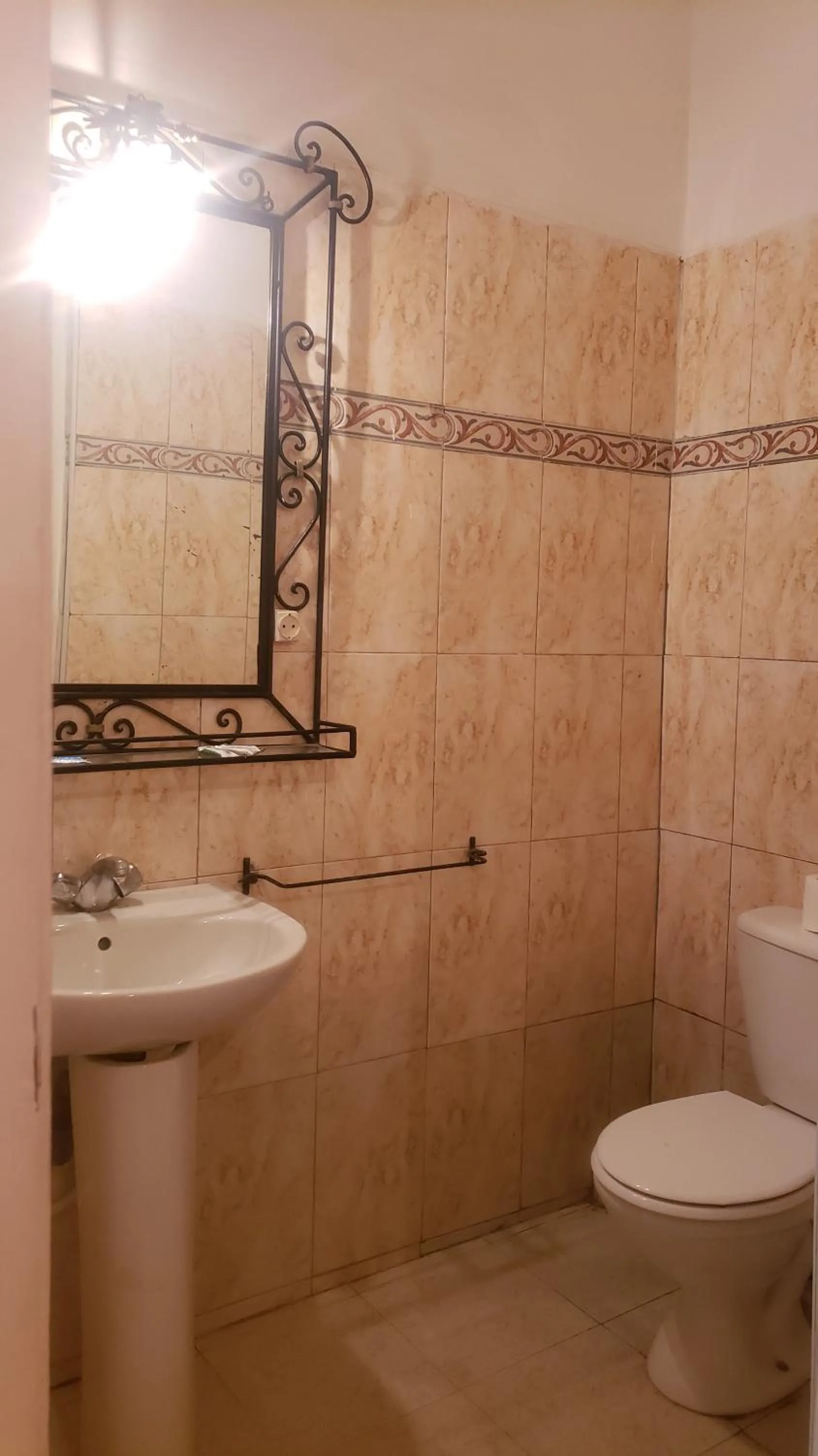 Bathroom in Hôtel Ziad