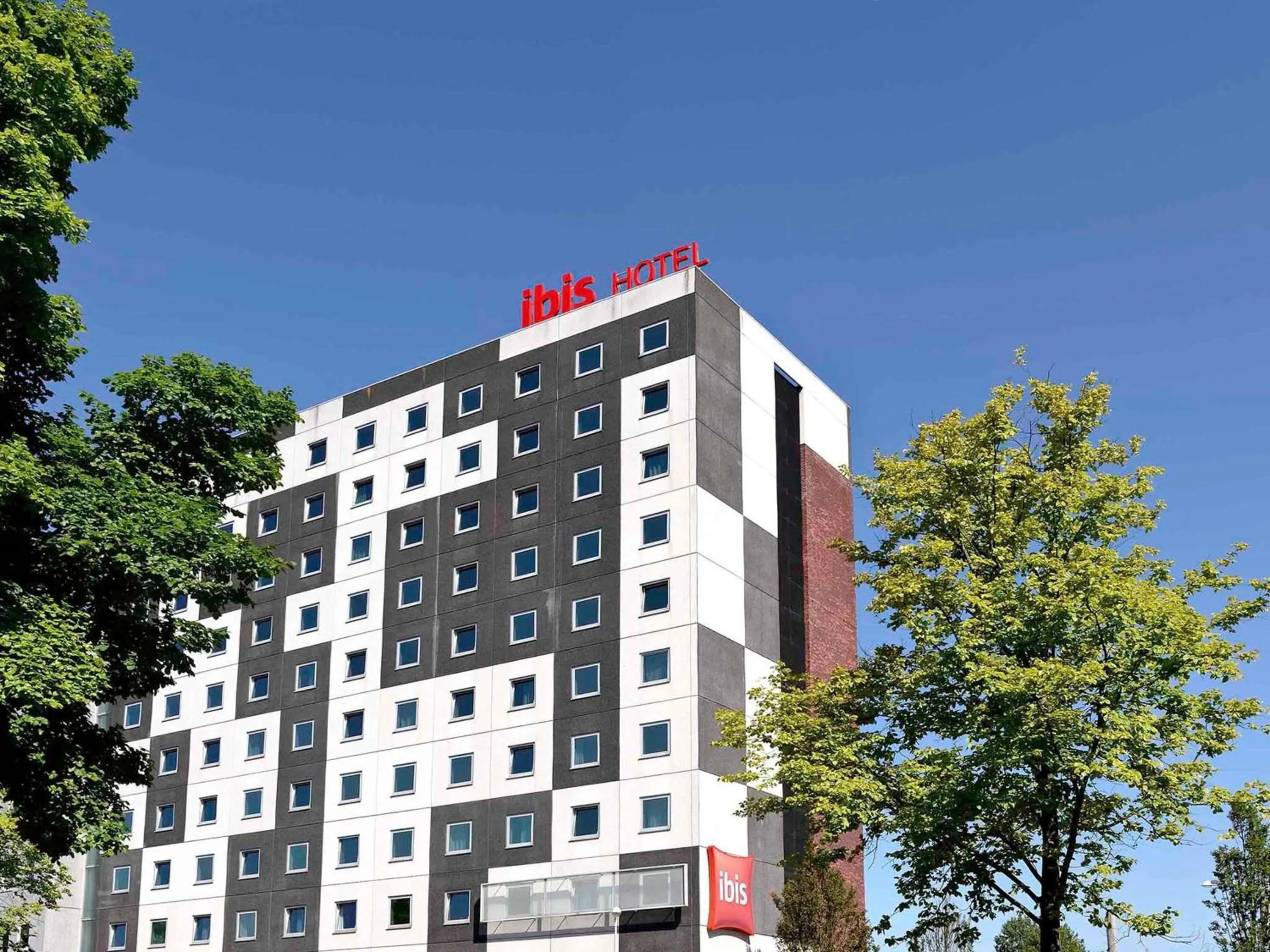 Property building in ibis Amsterdam City West