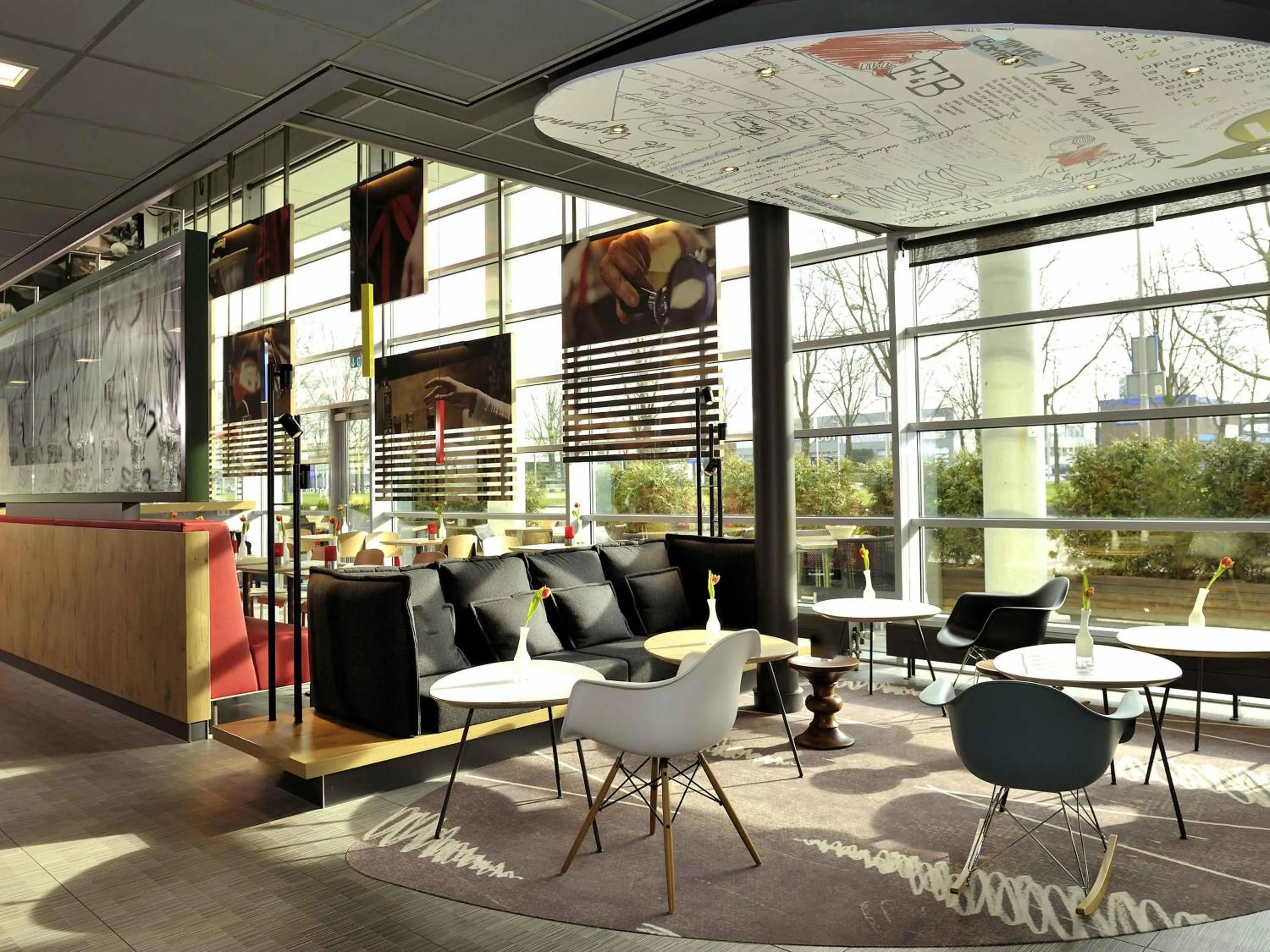 Lounge or bar in ibis Amsterdam City West