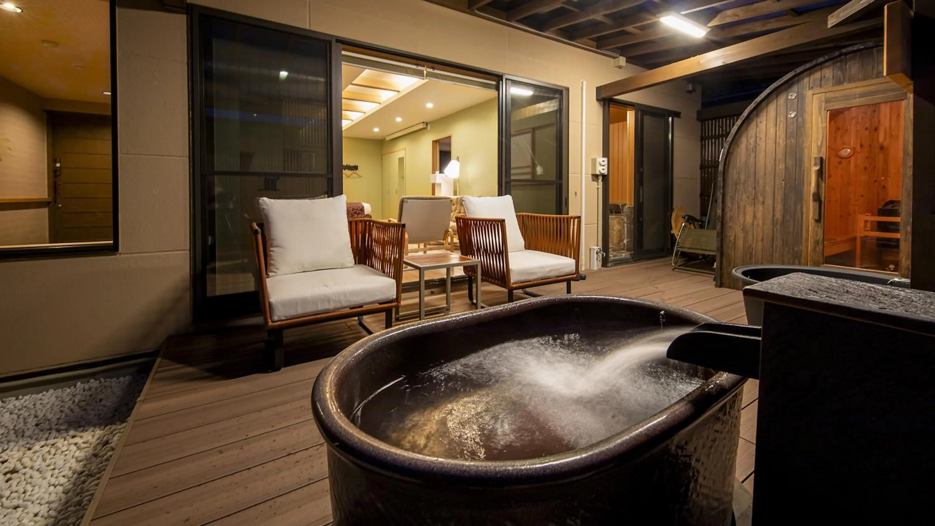 Hanare no yado Kamigakure