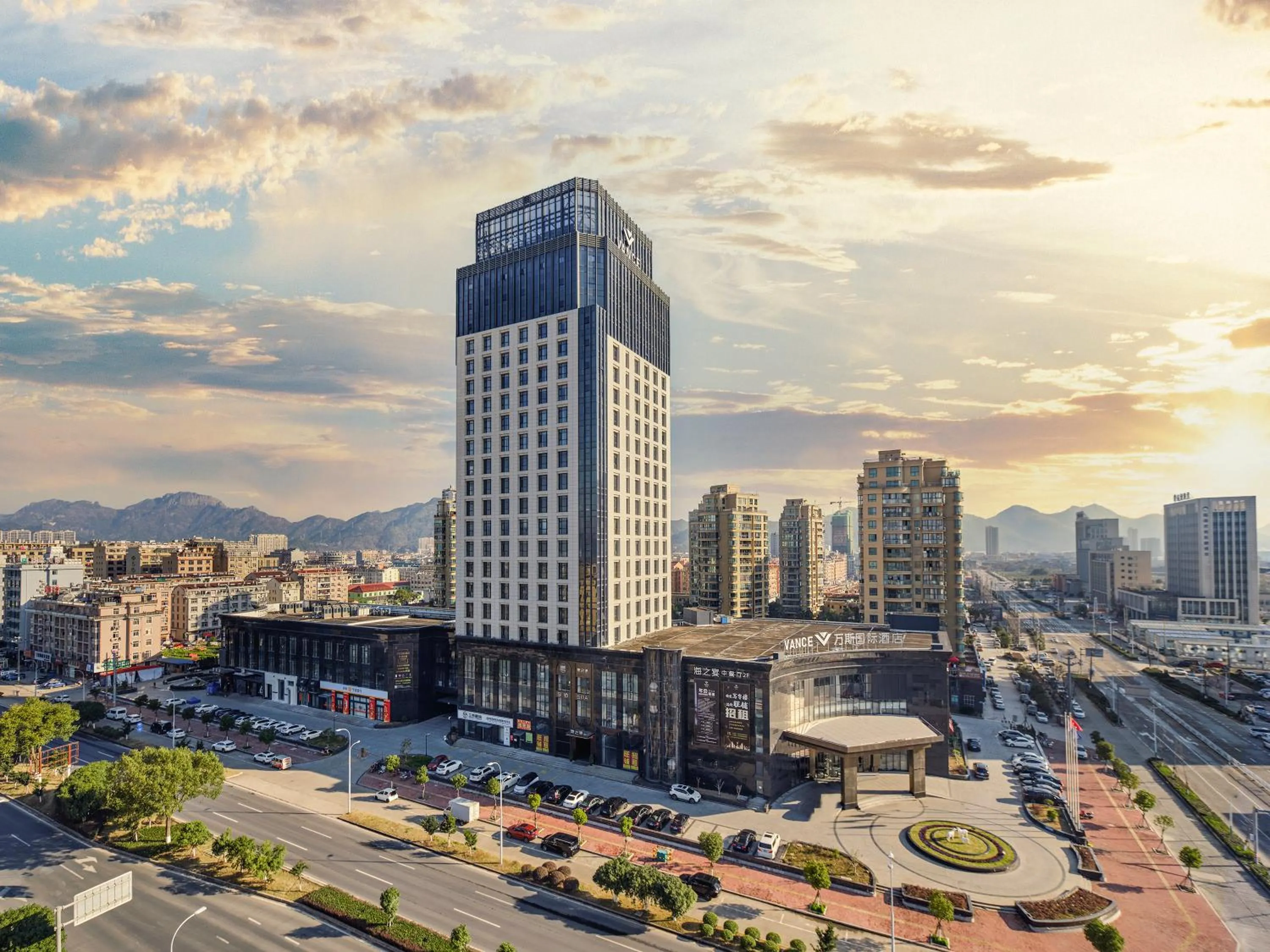 Vance International Hotel - Linhai Duqiao