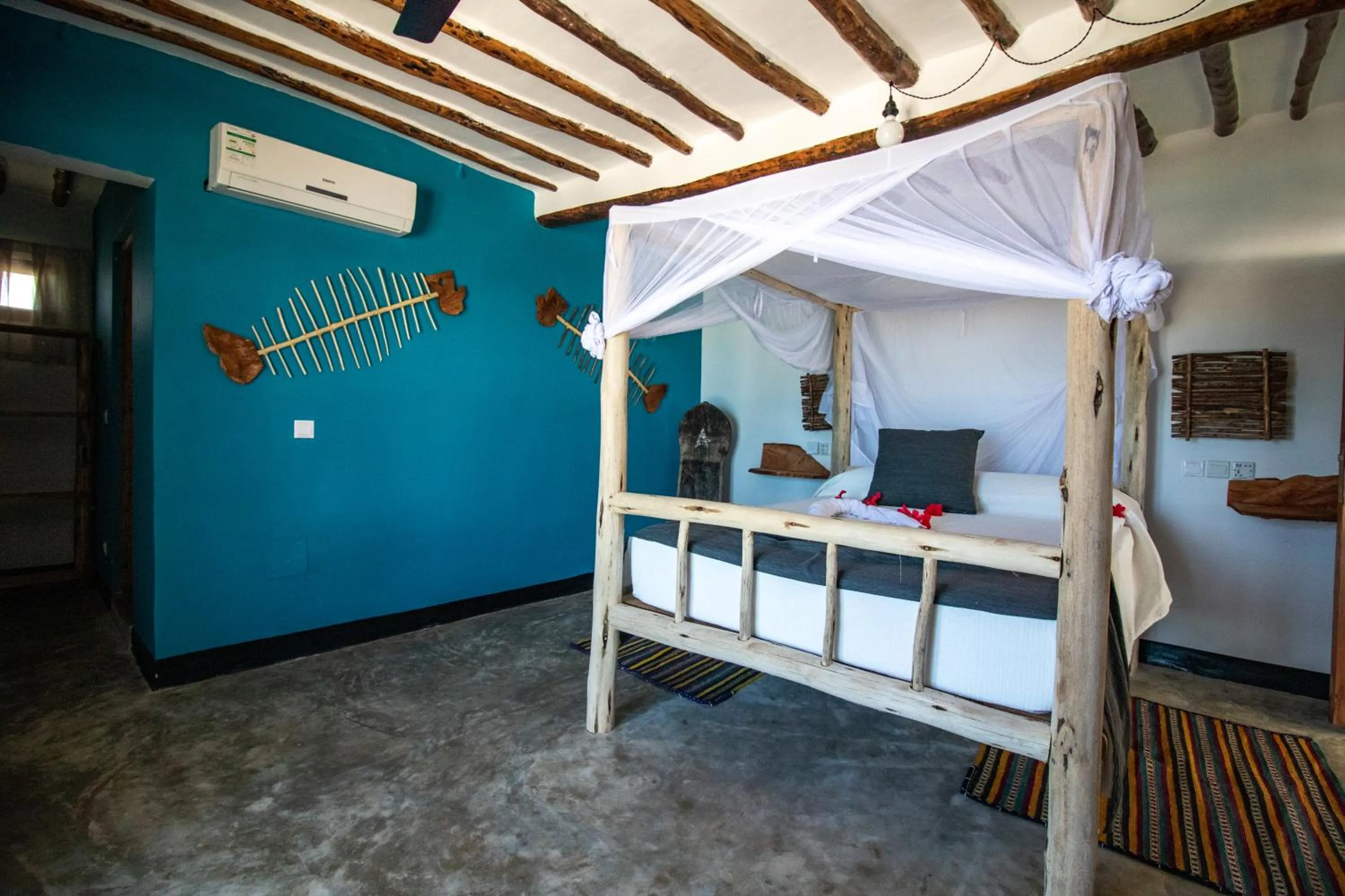 Photo of the whole room, Bed in Nest Style Beach Hotel Zanzibar