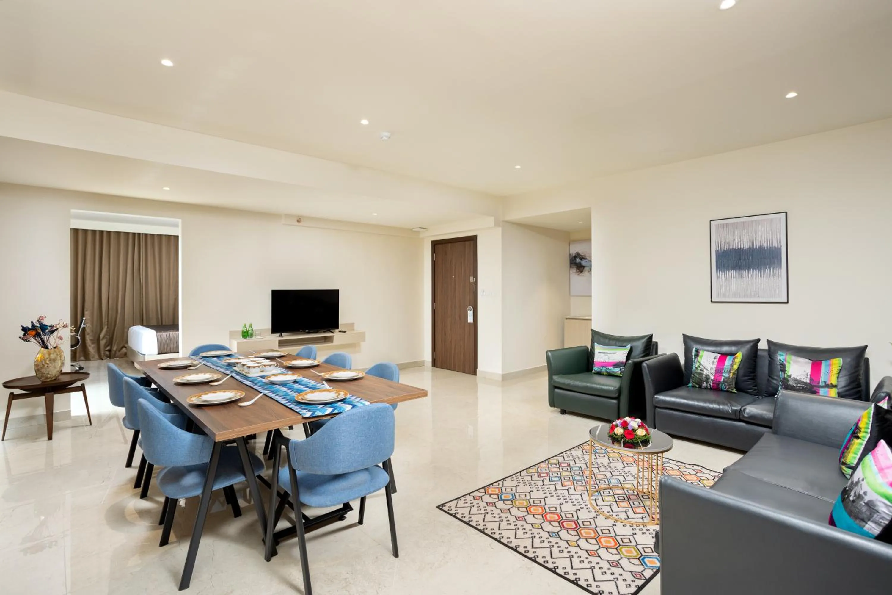 Seating area in PRESIDENCY AIRPORT HOTEL