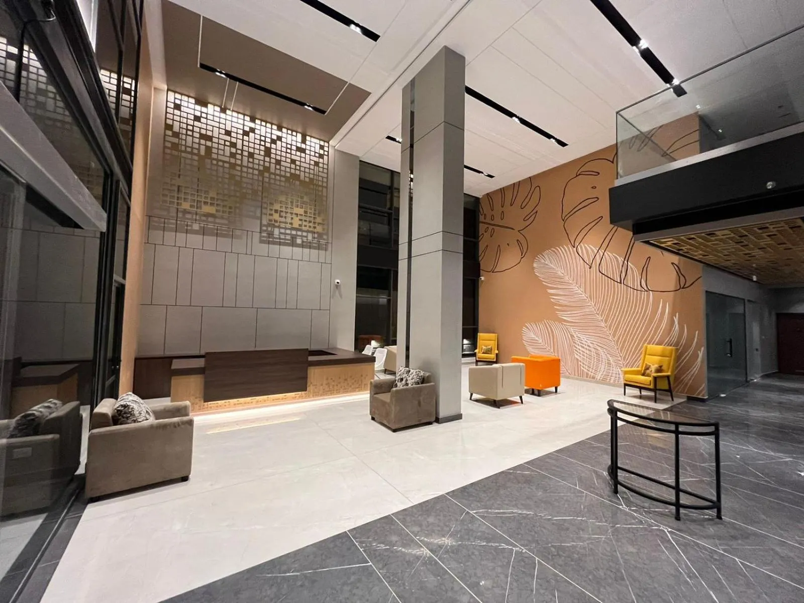 Lobby or reception in PRESIDENCY AIRPORT HOTEL