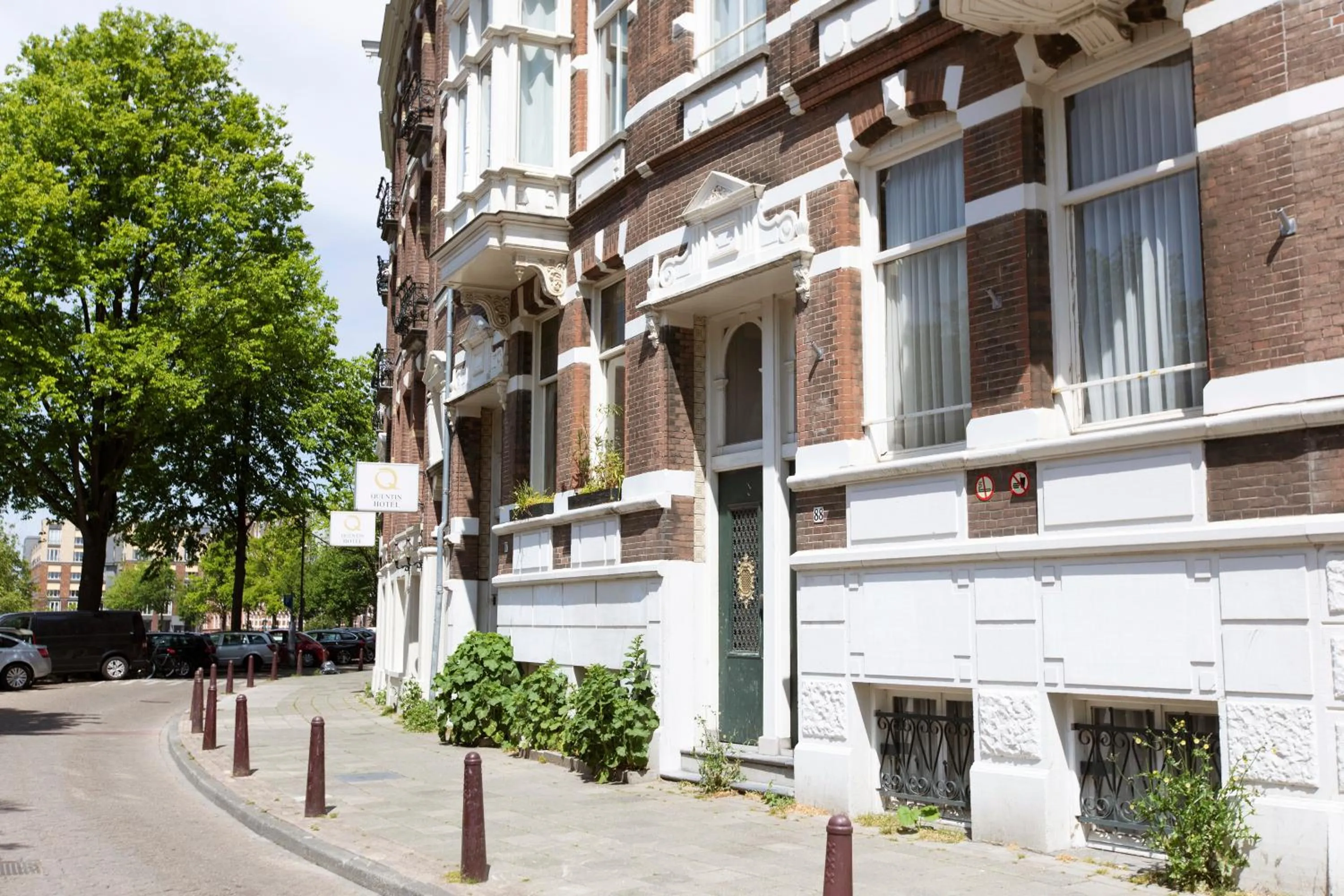 Property building in Quentin Amsterdam Hotel