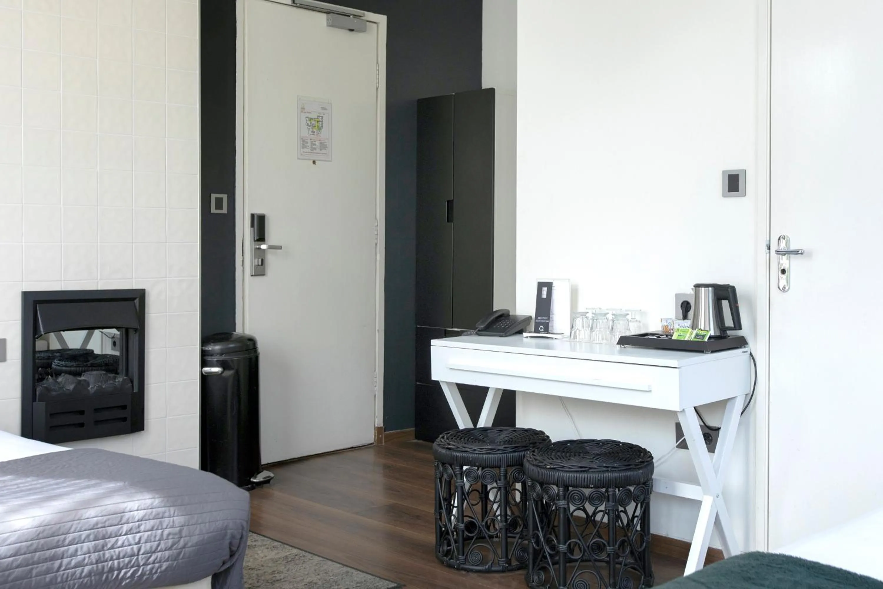 Coffee/tea facilities in Quentin Amsterdam Hotel