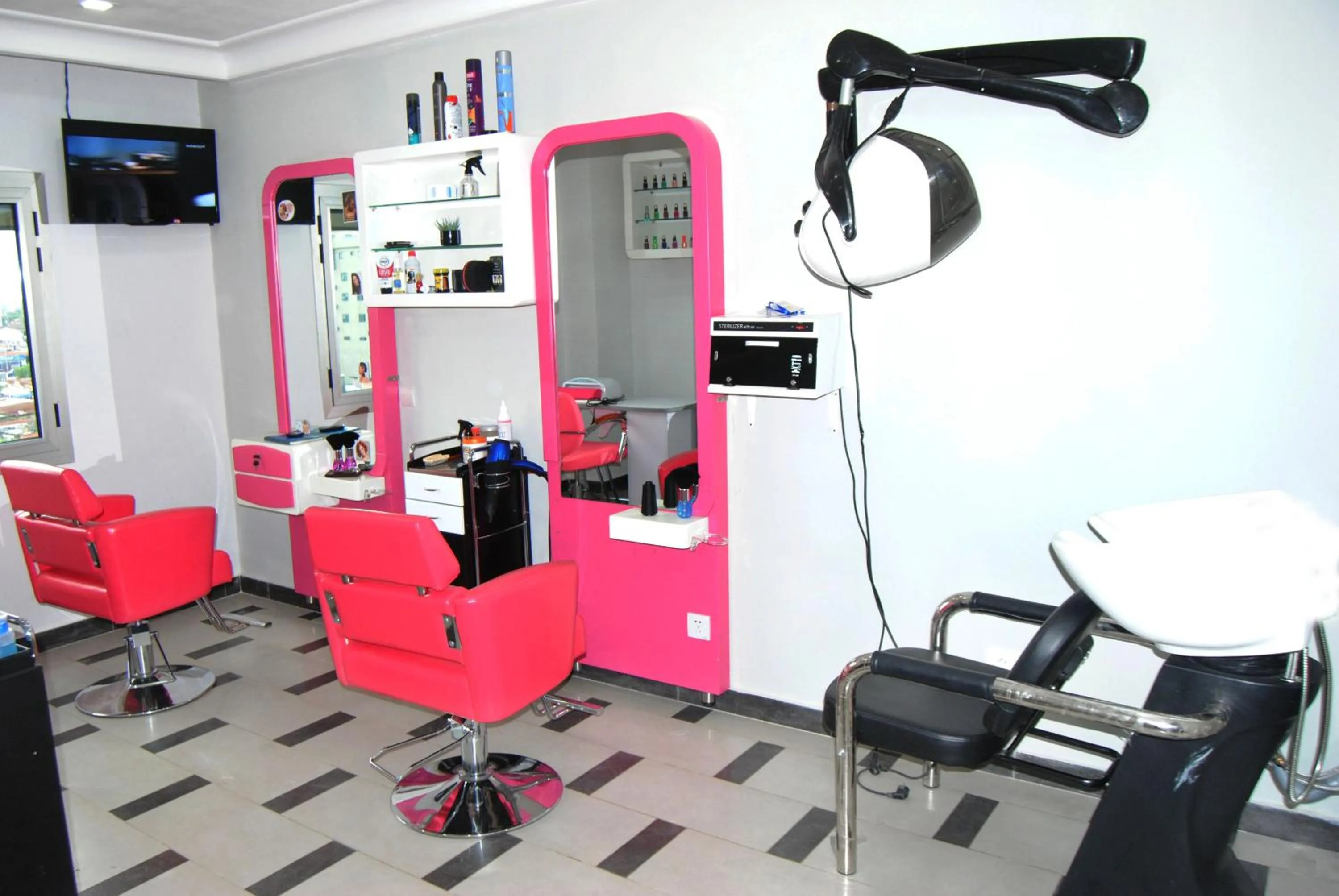 Spa and wellness centre/facilities in Benin Royal Hotel