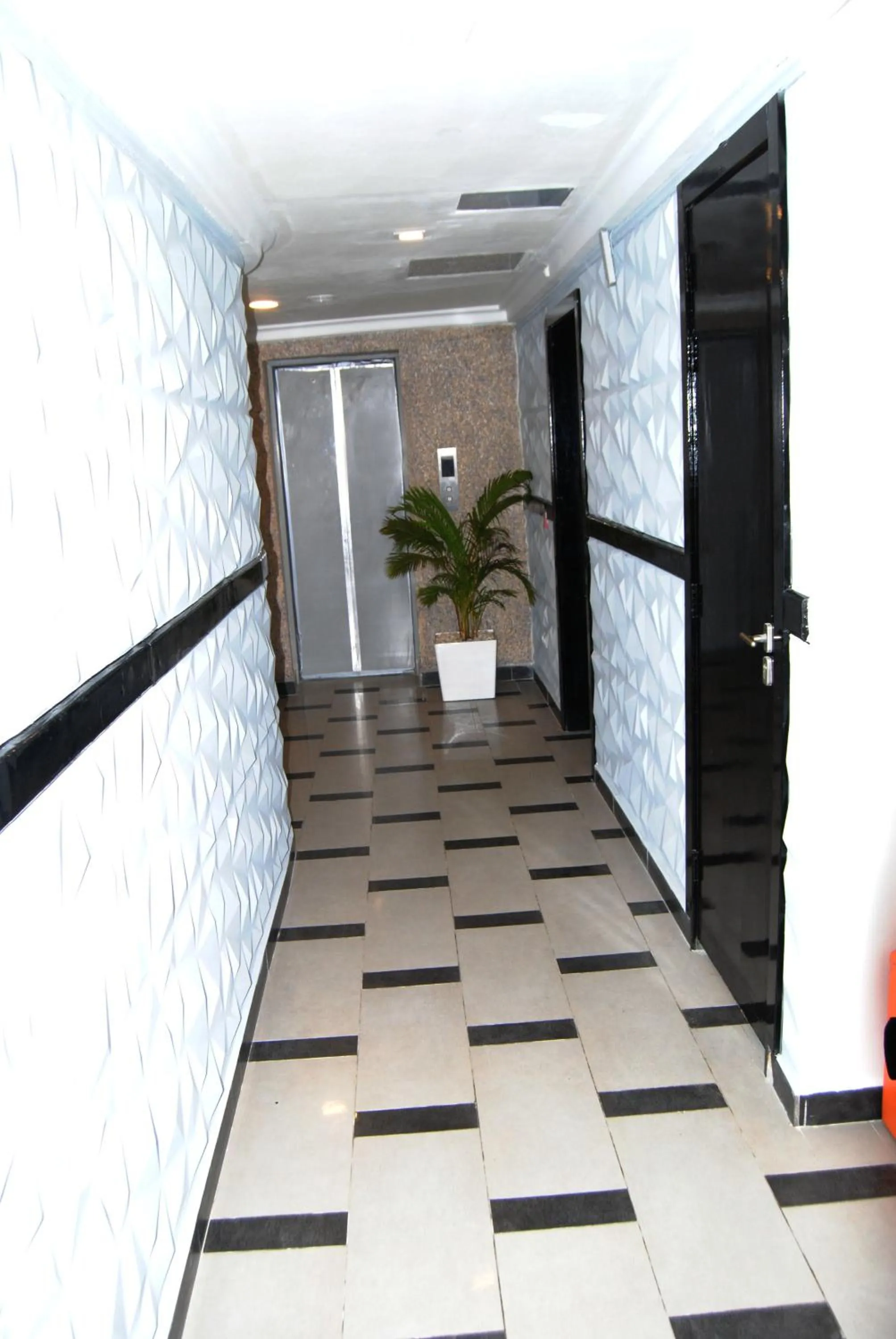 Spa and wellness centre/facilities in Benin Royal Hotel