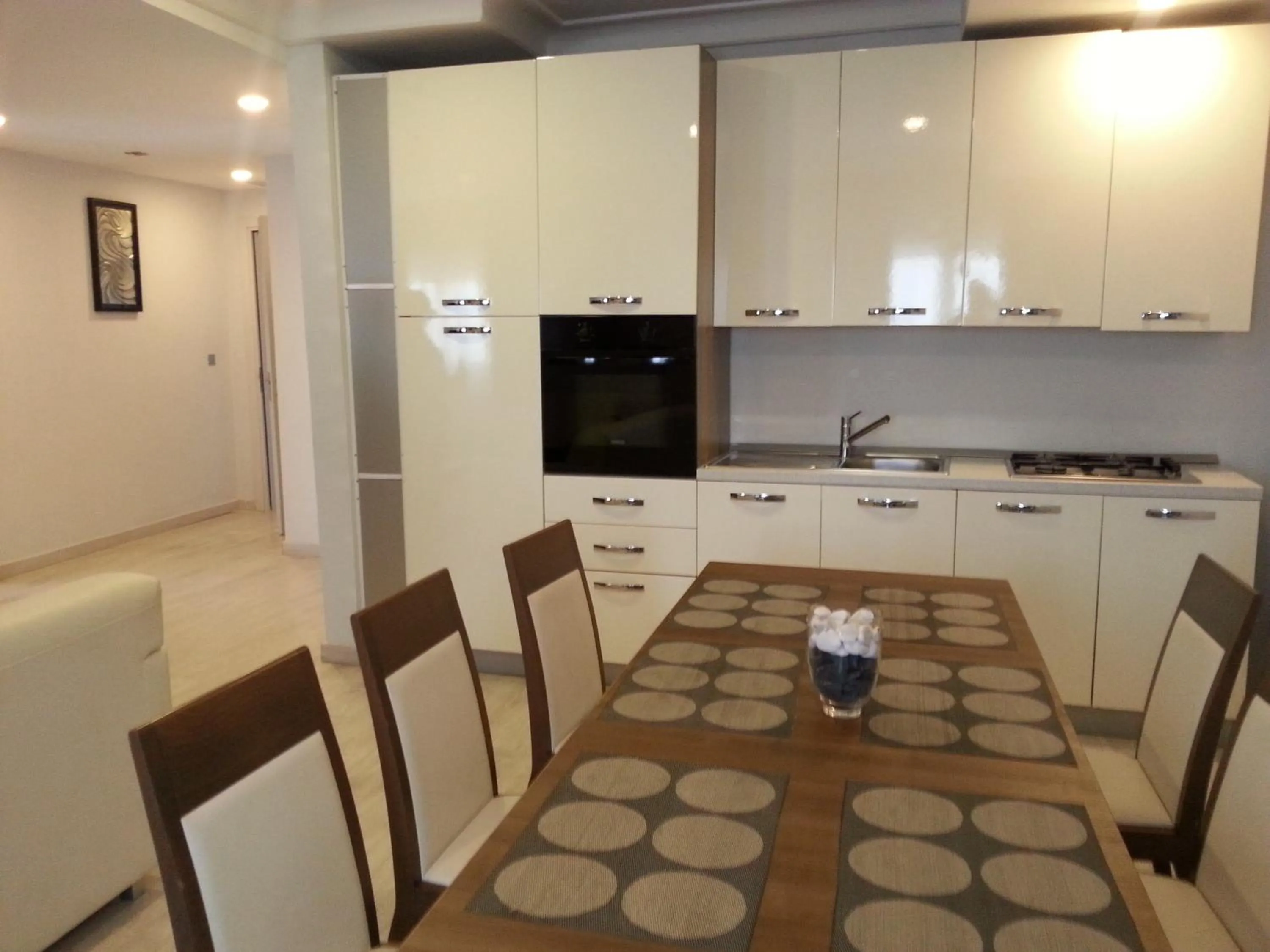 Kitchen or kitchenette in Benin Royal Hotel