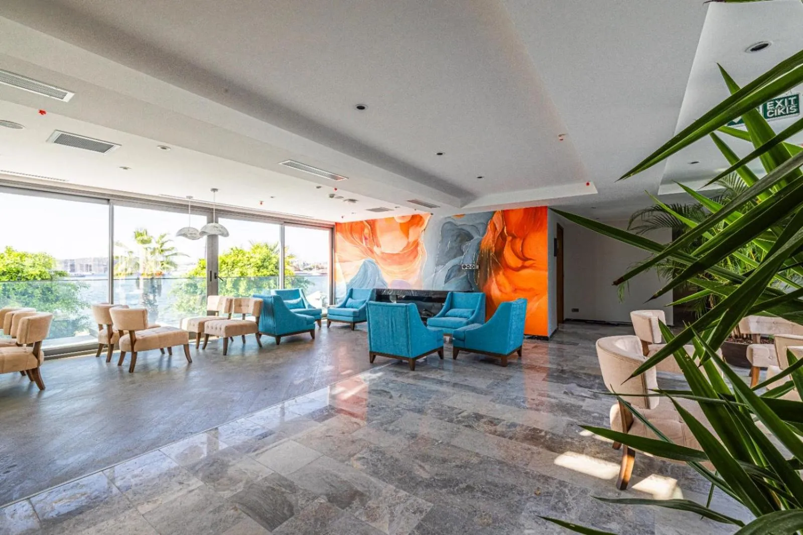 Lobby or reception in Gözegir Hotel