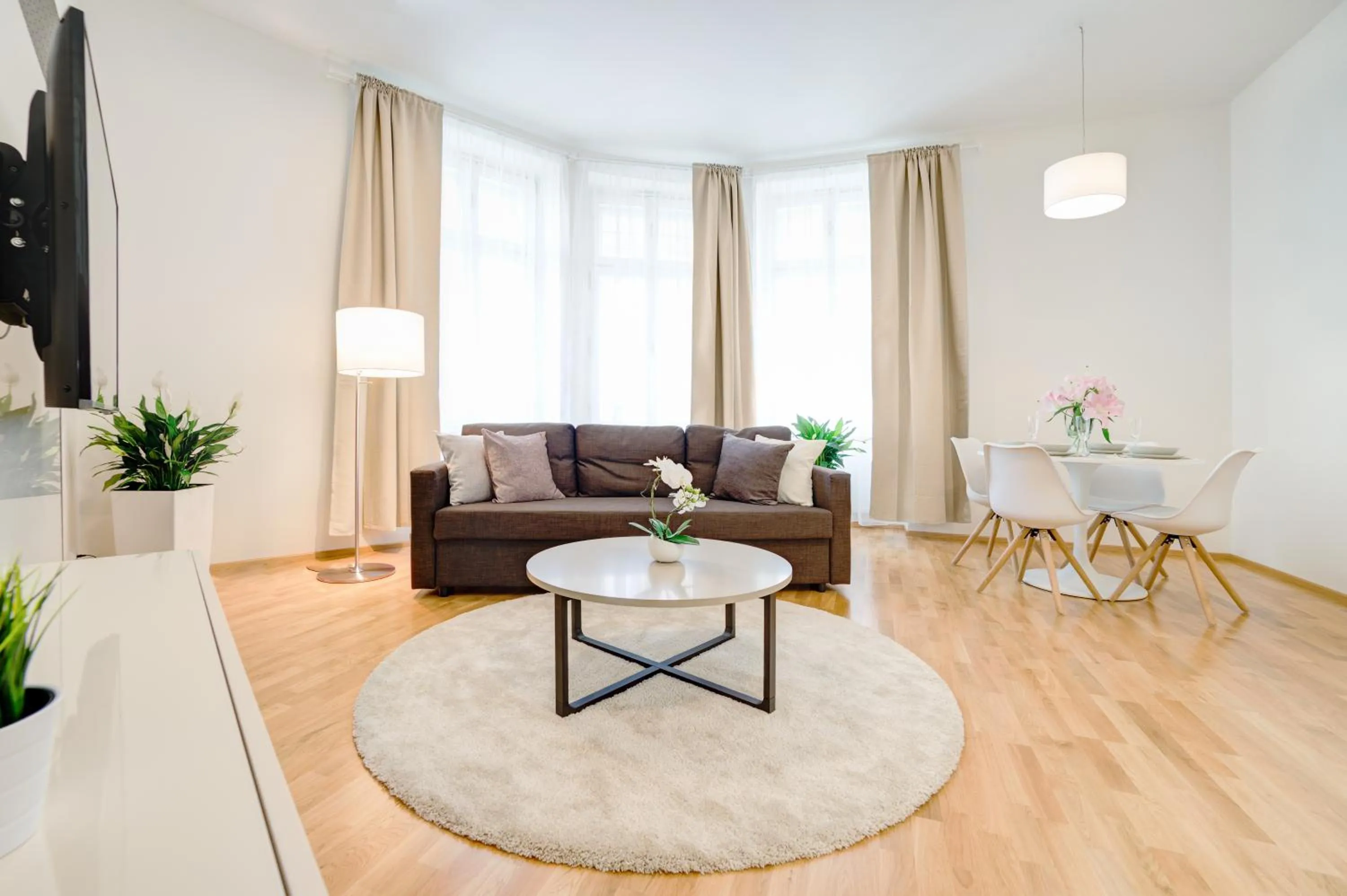 Day in Bishop Apartments