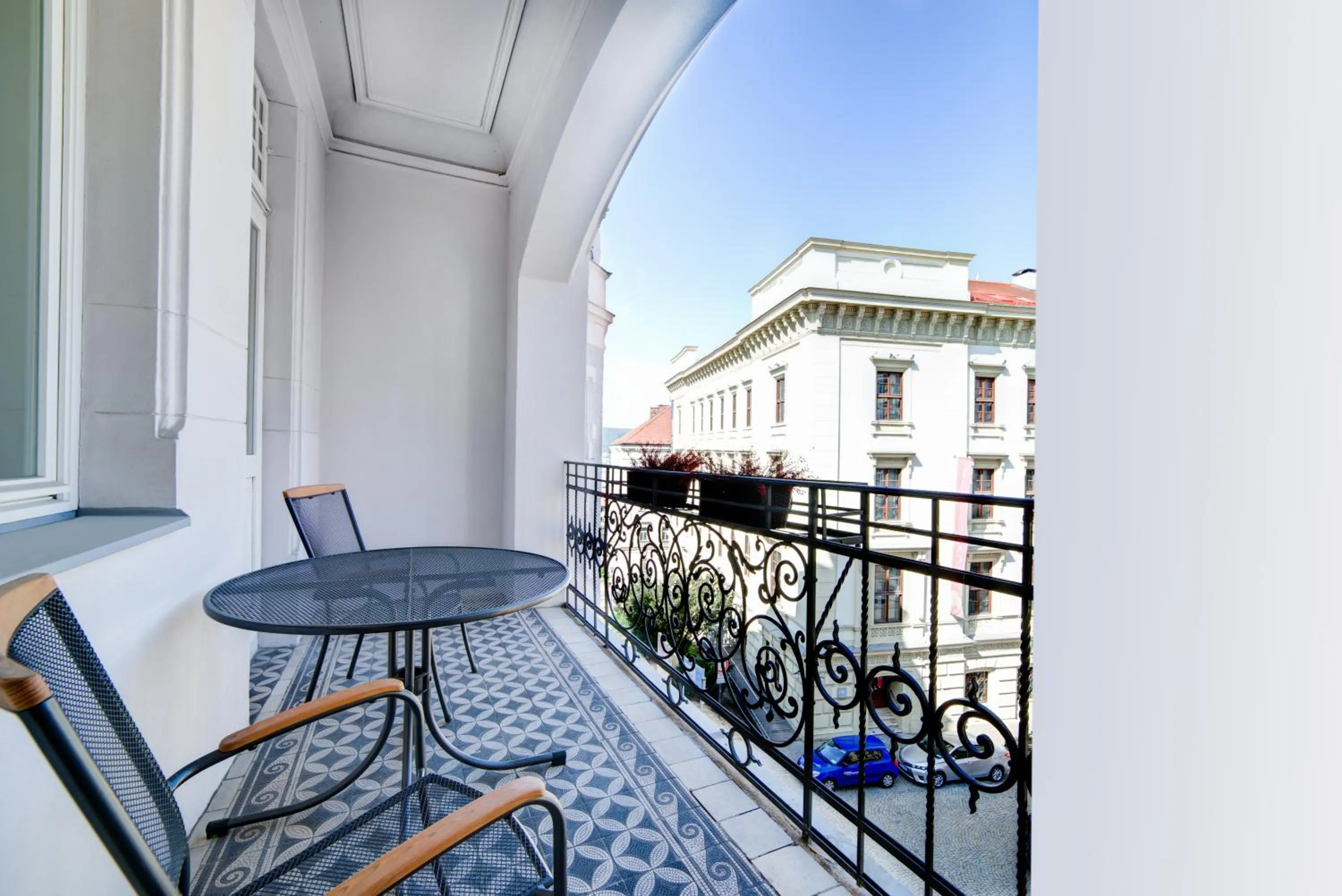 Day in Bishop Apartments