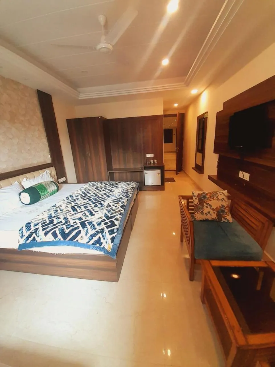 Queen Room with Balcony in Bonfire Hostels Rishikesh