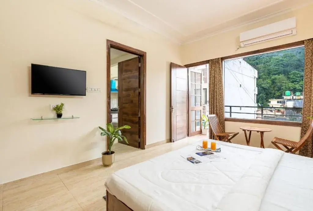 One-Bedroom Premium Apartment - single occupancy in Bonfire Hostels Rishikesh One-Bedroom Premium Apartment - single occupancy in Bonfire Hostels Rishikesh