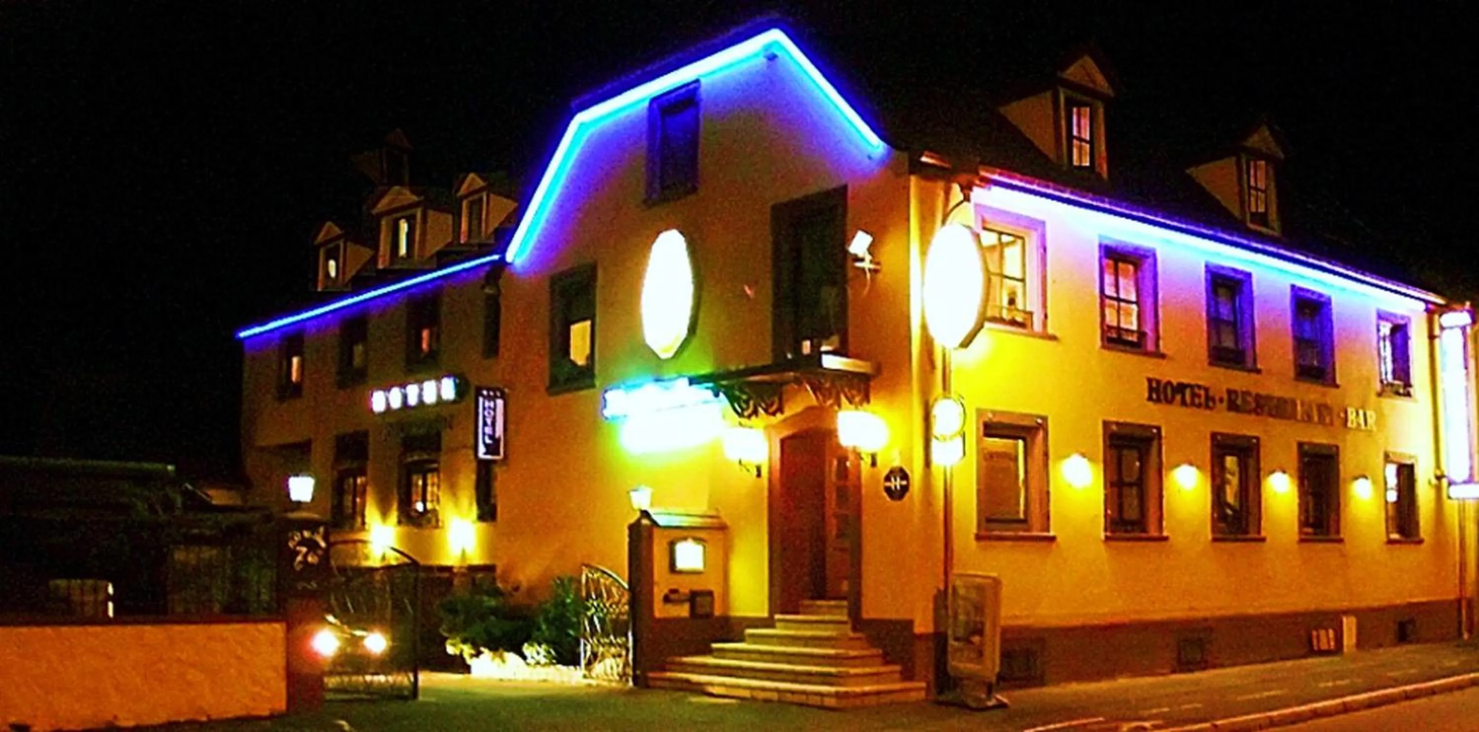 Facade/entrance in Hotel Restaurant Cristal
