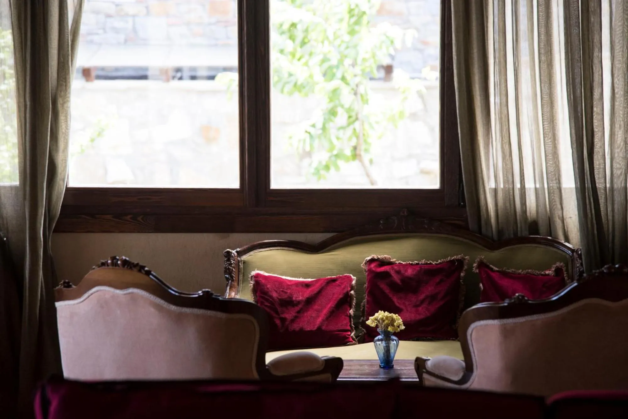 Lounge or bar in Montanema Handmade Village