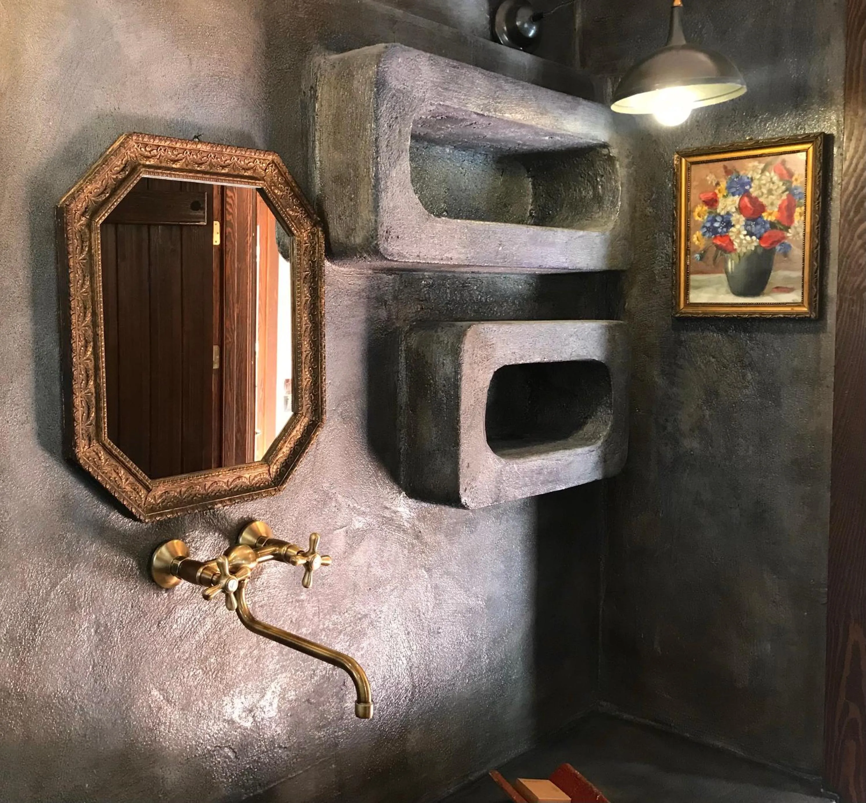 Montanema Handmade Village