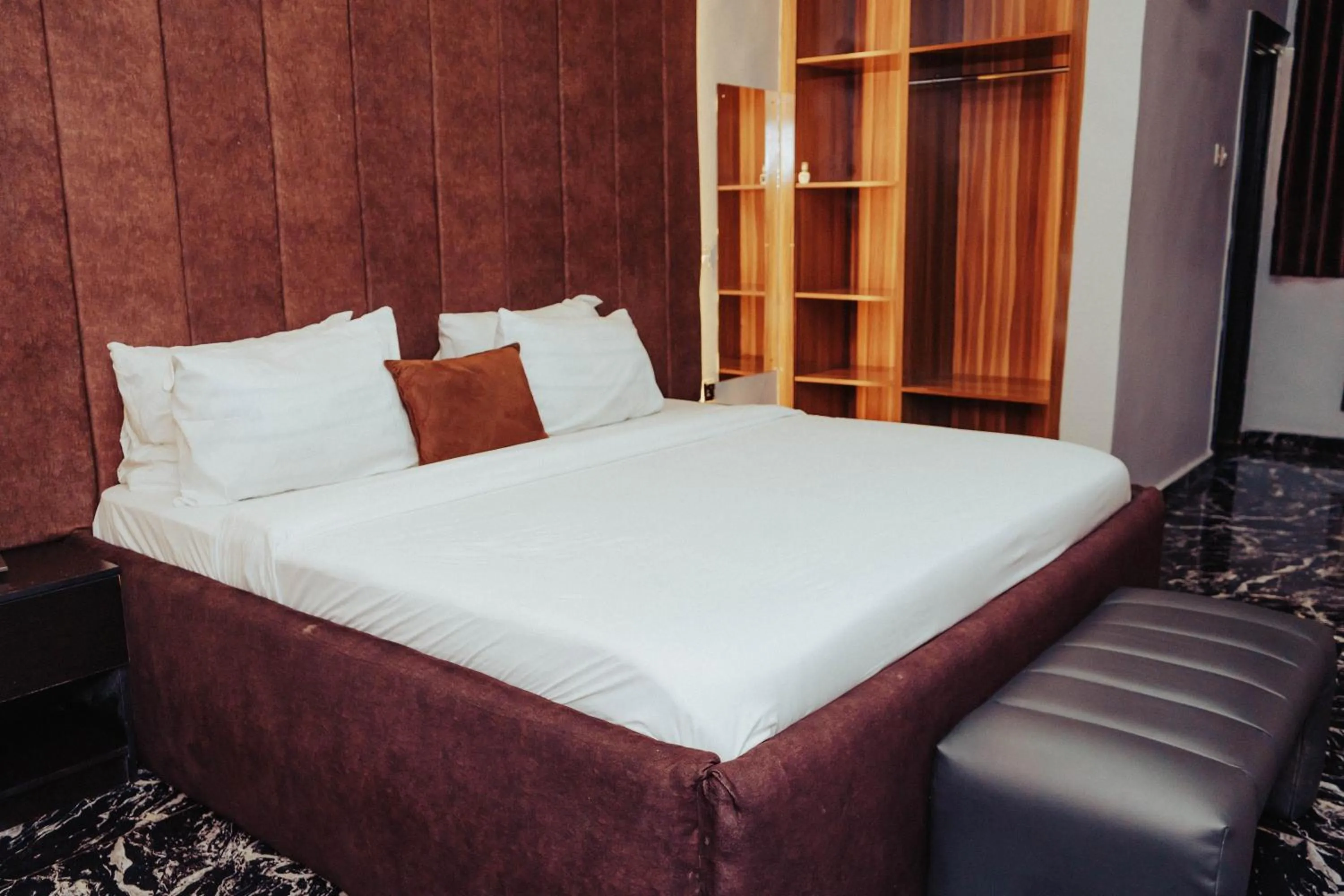 Bedroom, Bed in Ovic Hotel