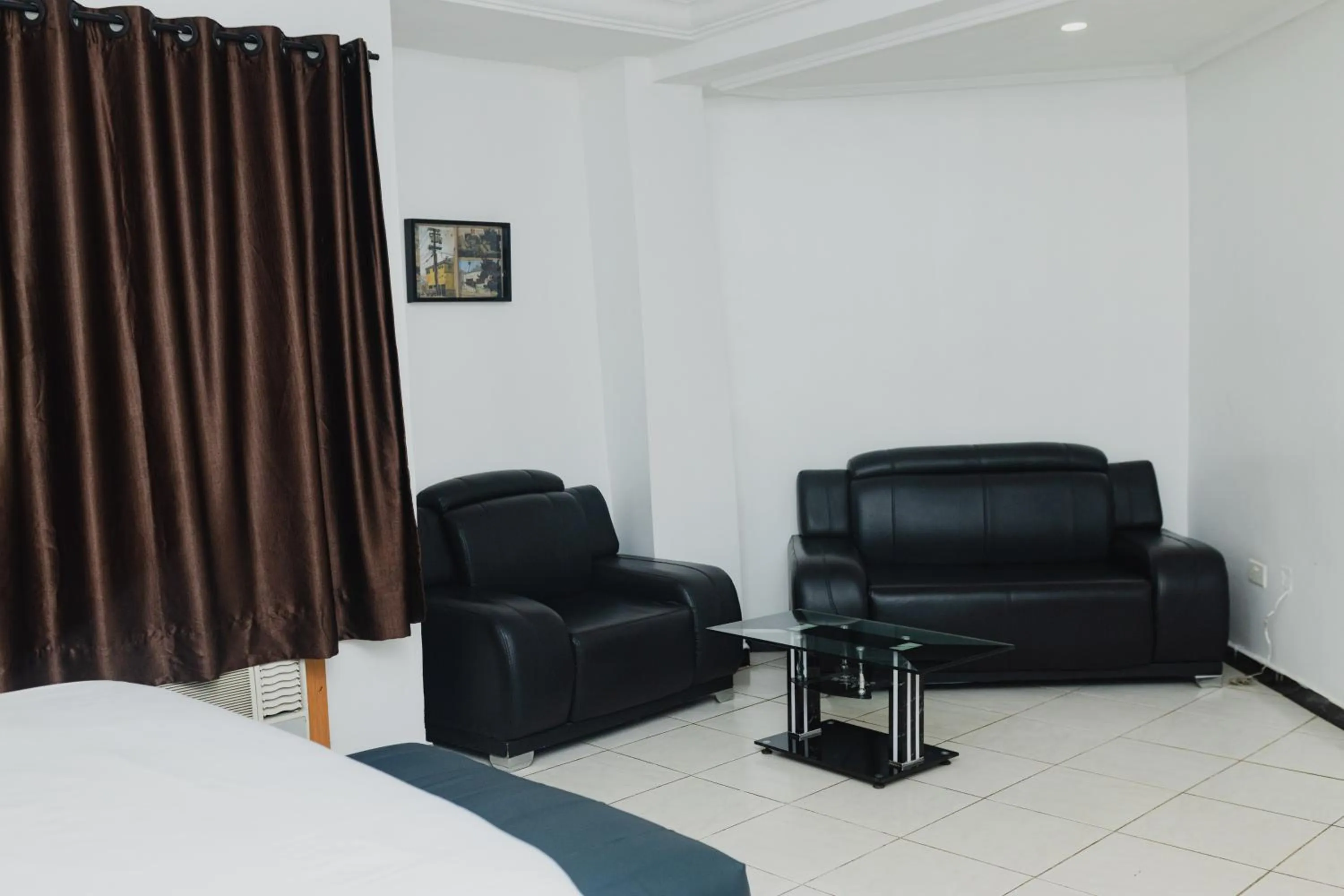 Seating area in Ovic Hotel