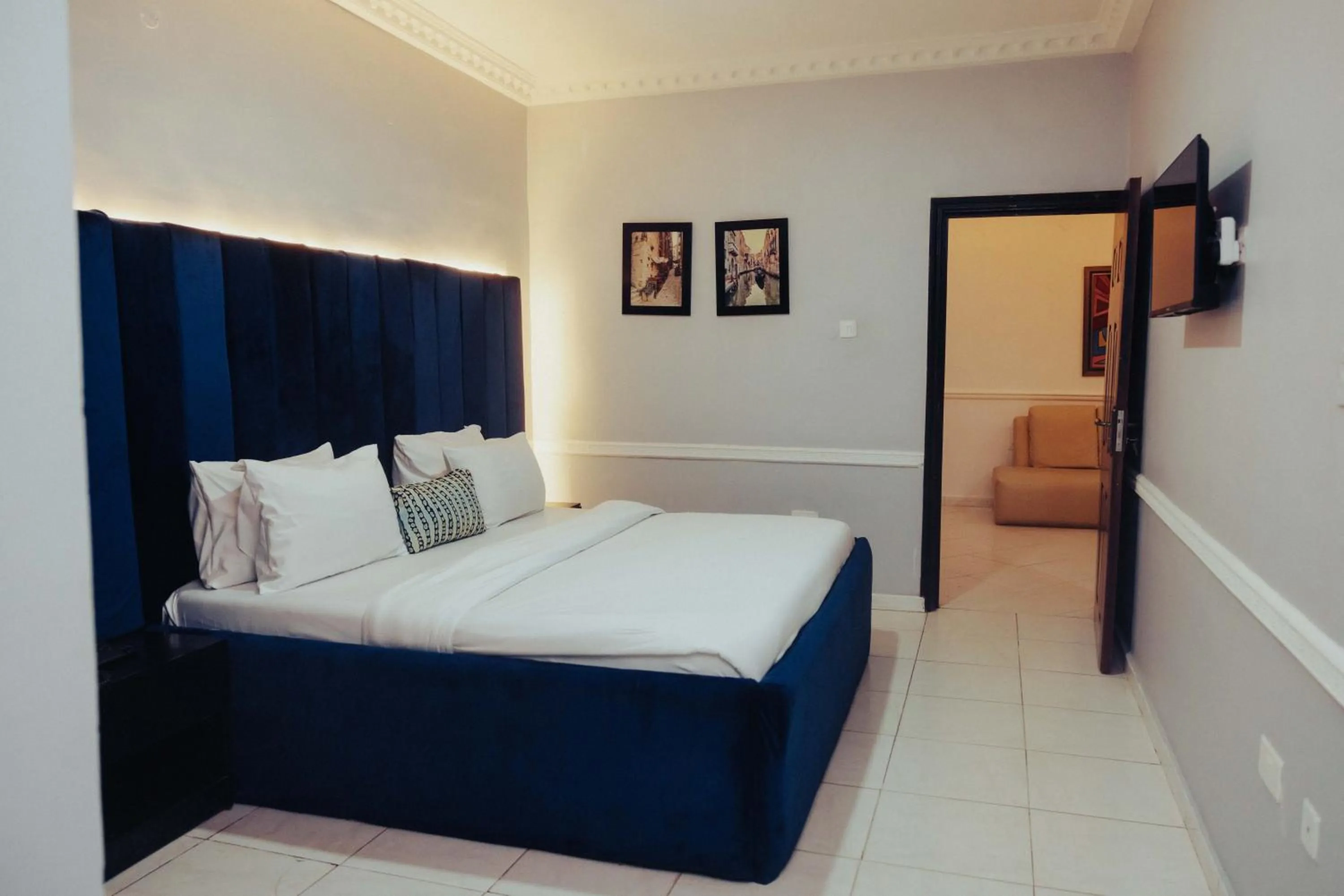 Bedroom, Bed in Ovic Hotel