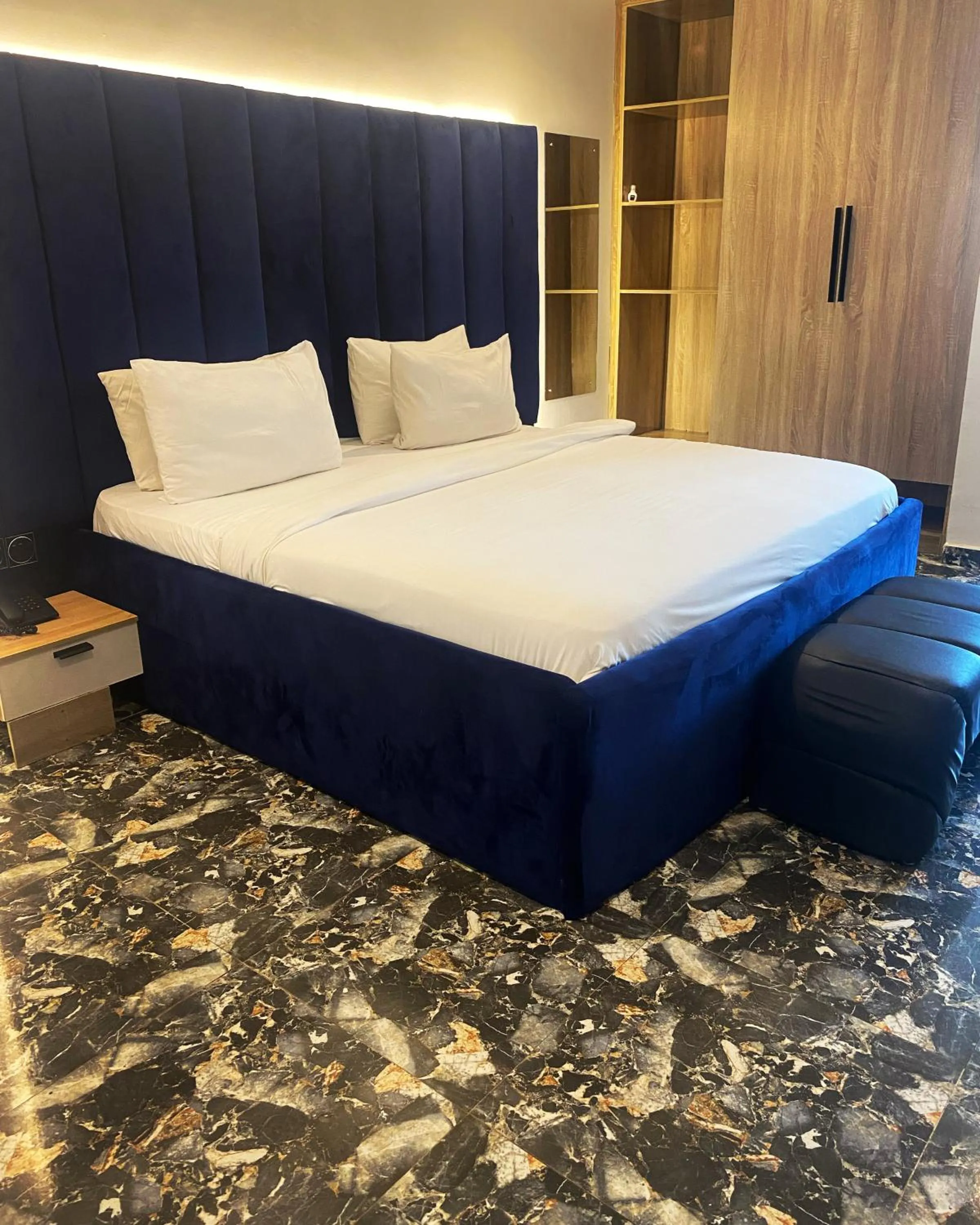 Bedroom, Bed in Ovic Hotel