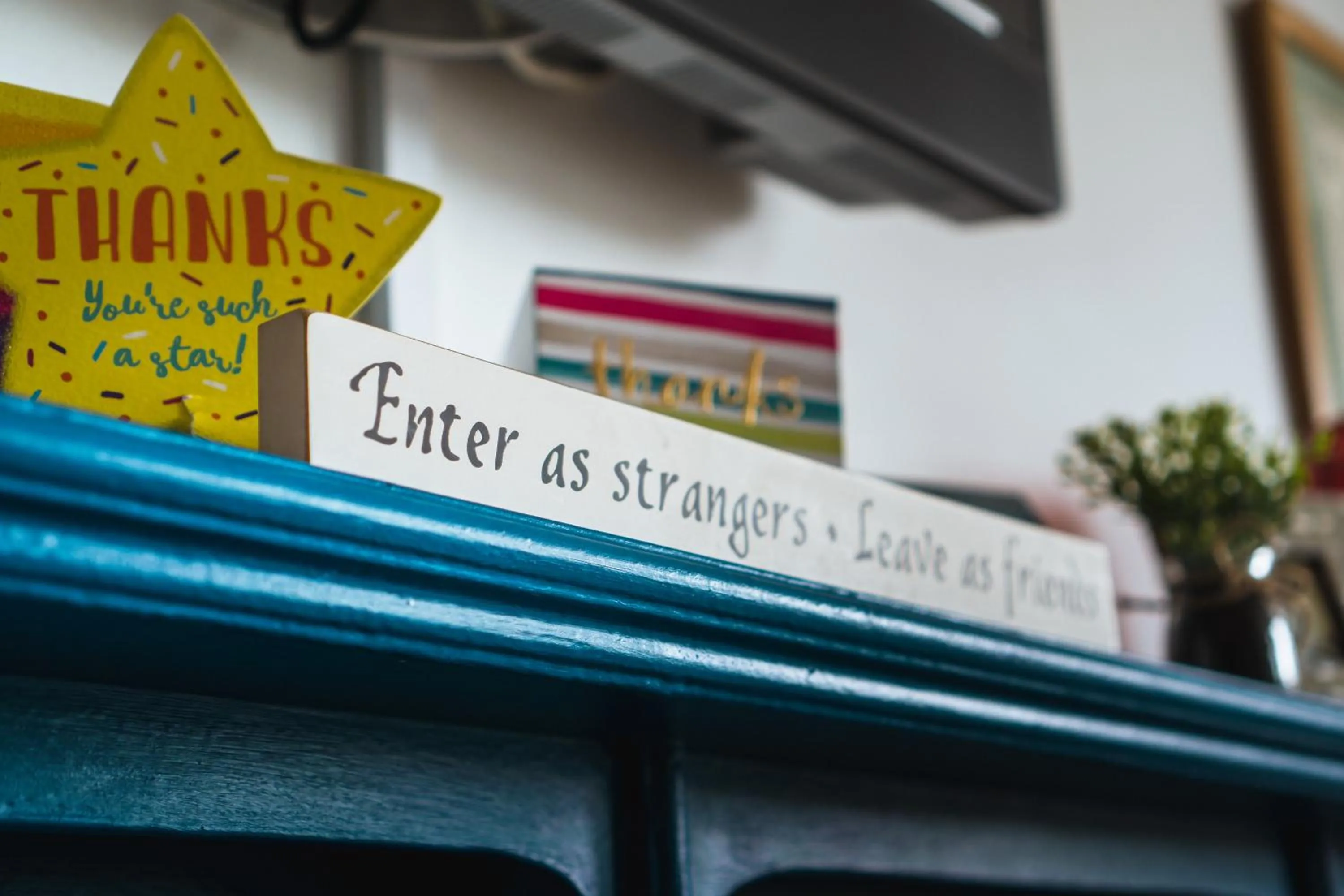 Logo/Certificate/Sign in Sea Jade Guest House