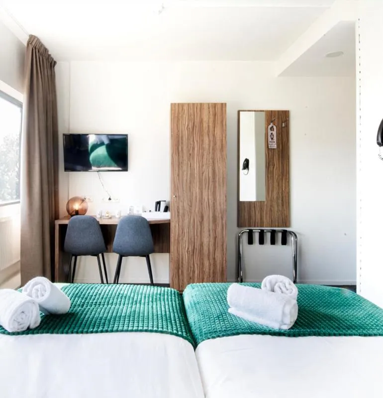 Bedroom, Bed in Hotel WICC