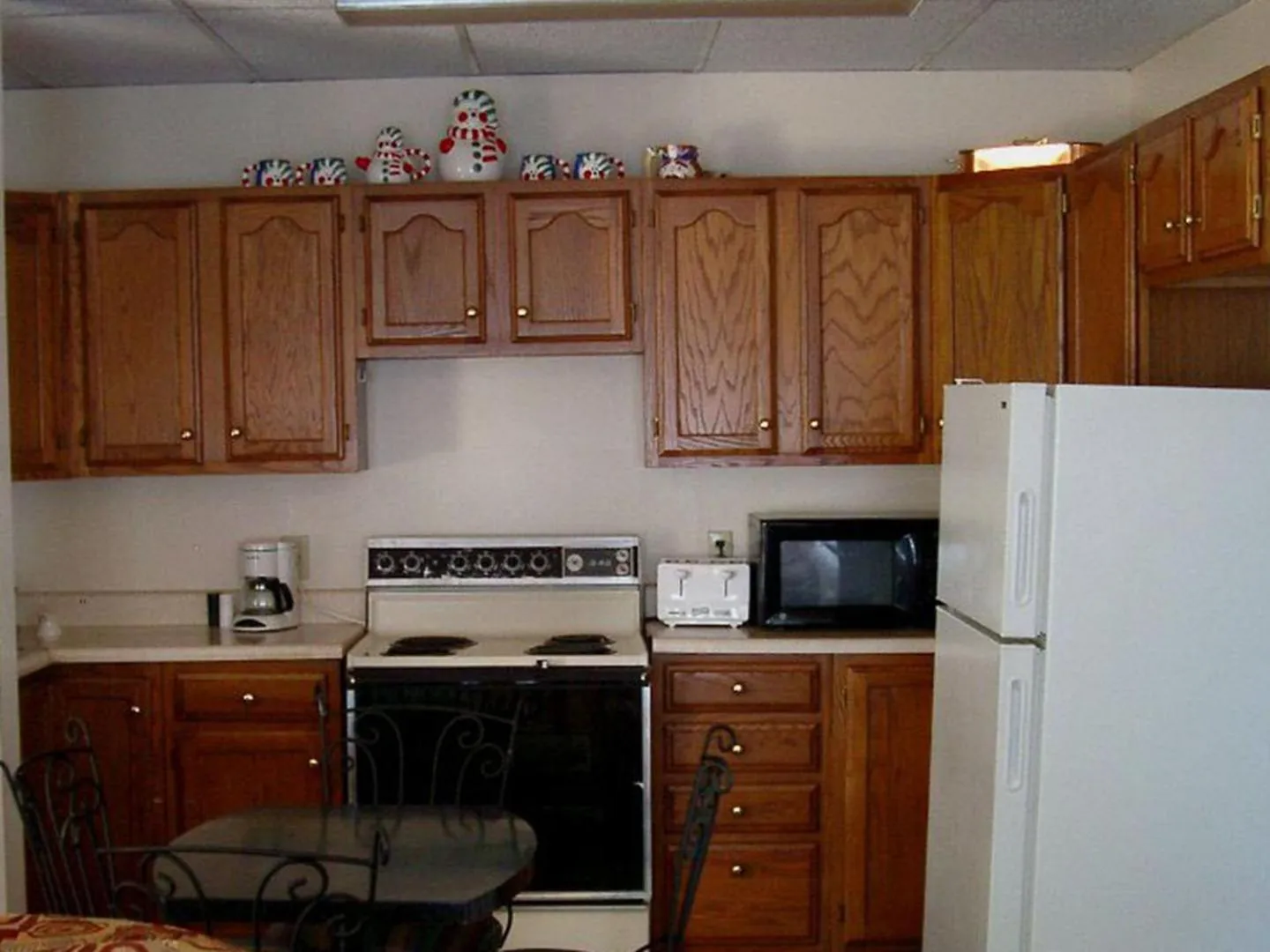 Kitchen or kitchenette in Windsor Motel
