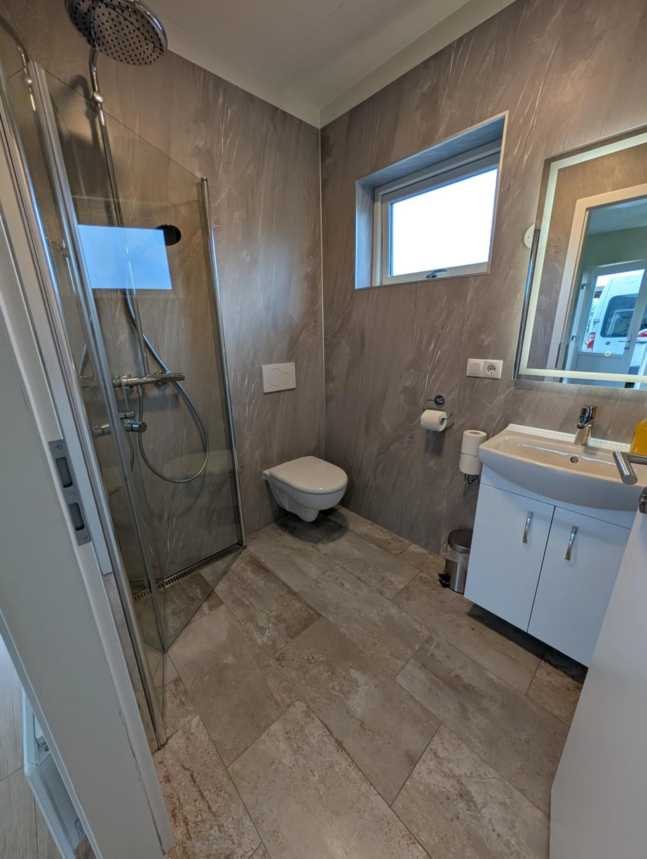 Bathroom in Bragdavellir Cottages