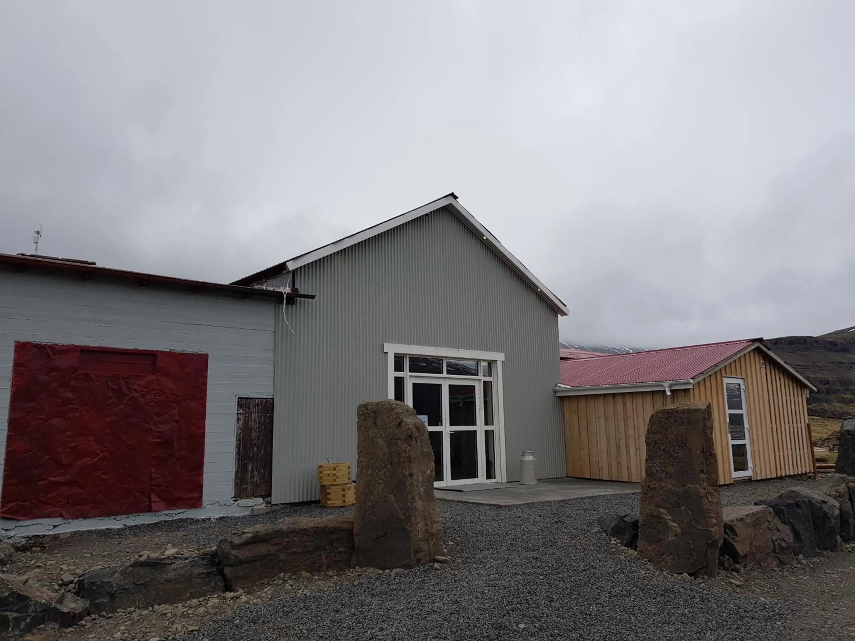 Restaurant/places to eat in Bragdavellir Cottages