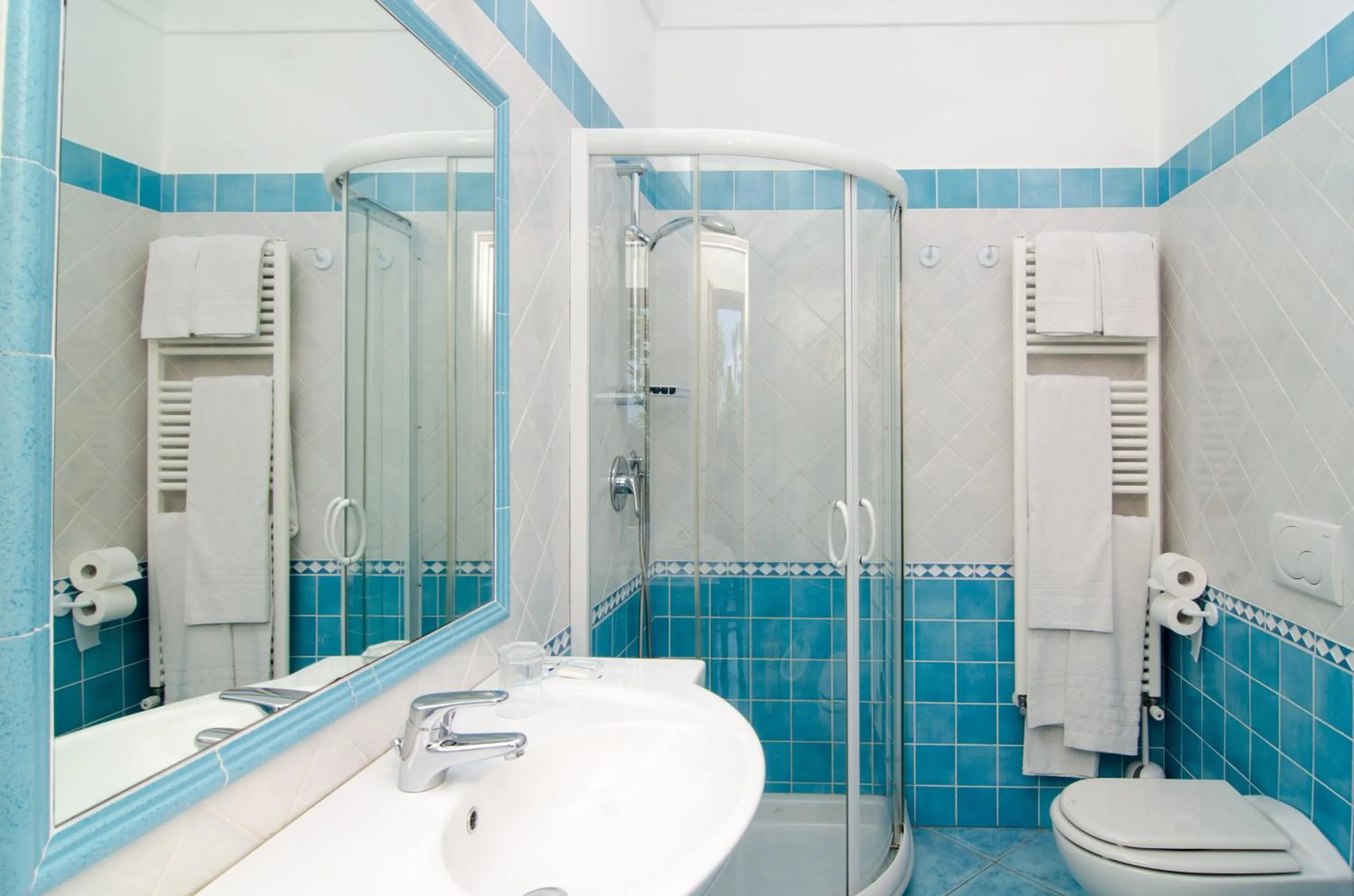 Bathroom in La Capannina - Hotel & Apartments