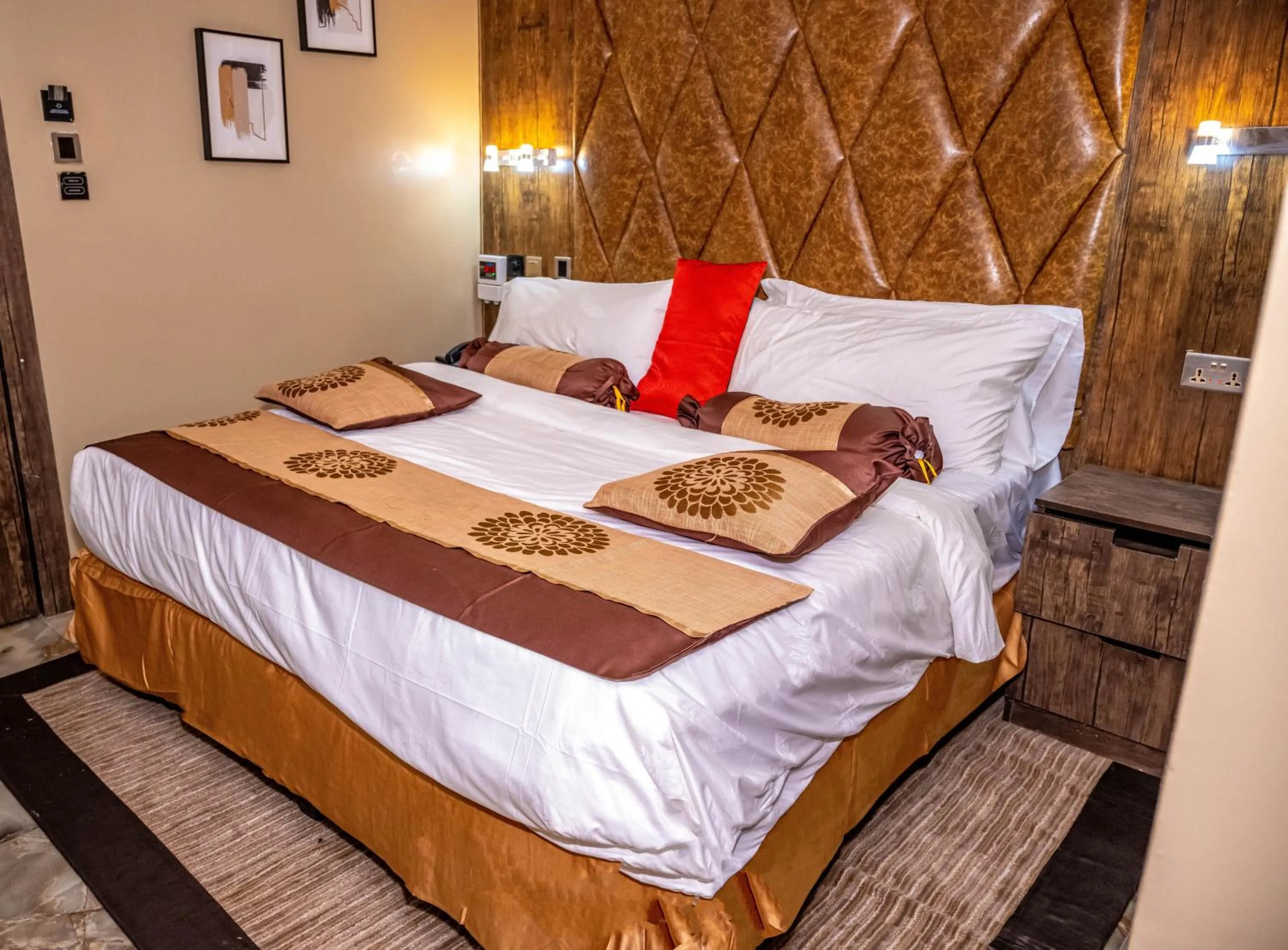 Joker Hotel and Suites