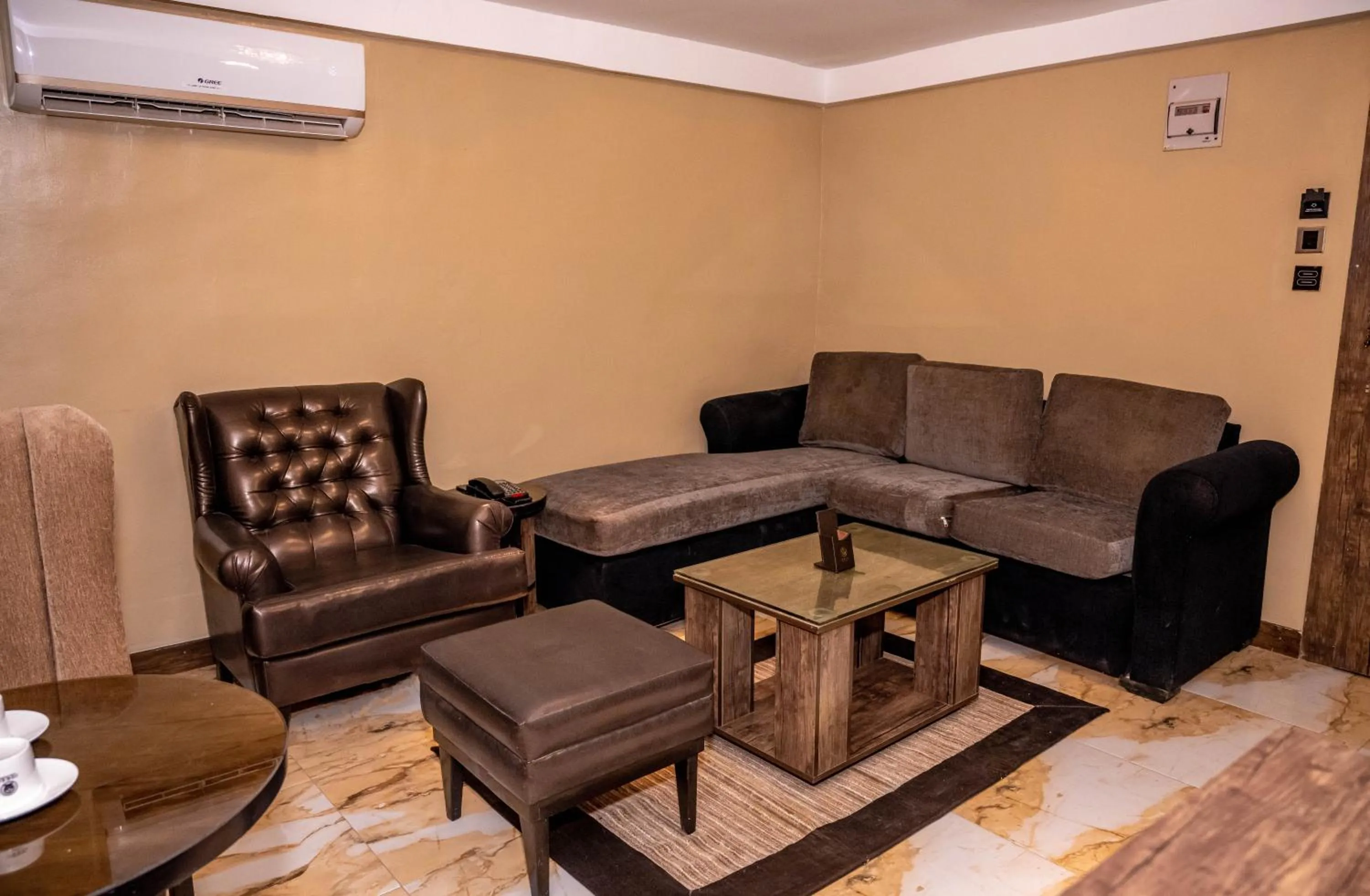 Joker Hotel and Suites