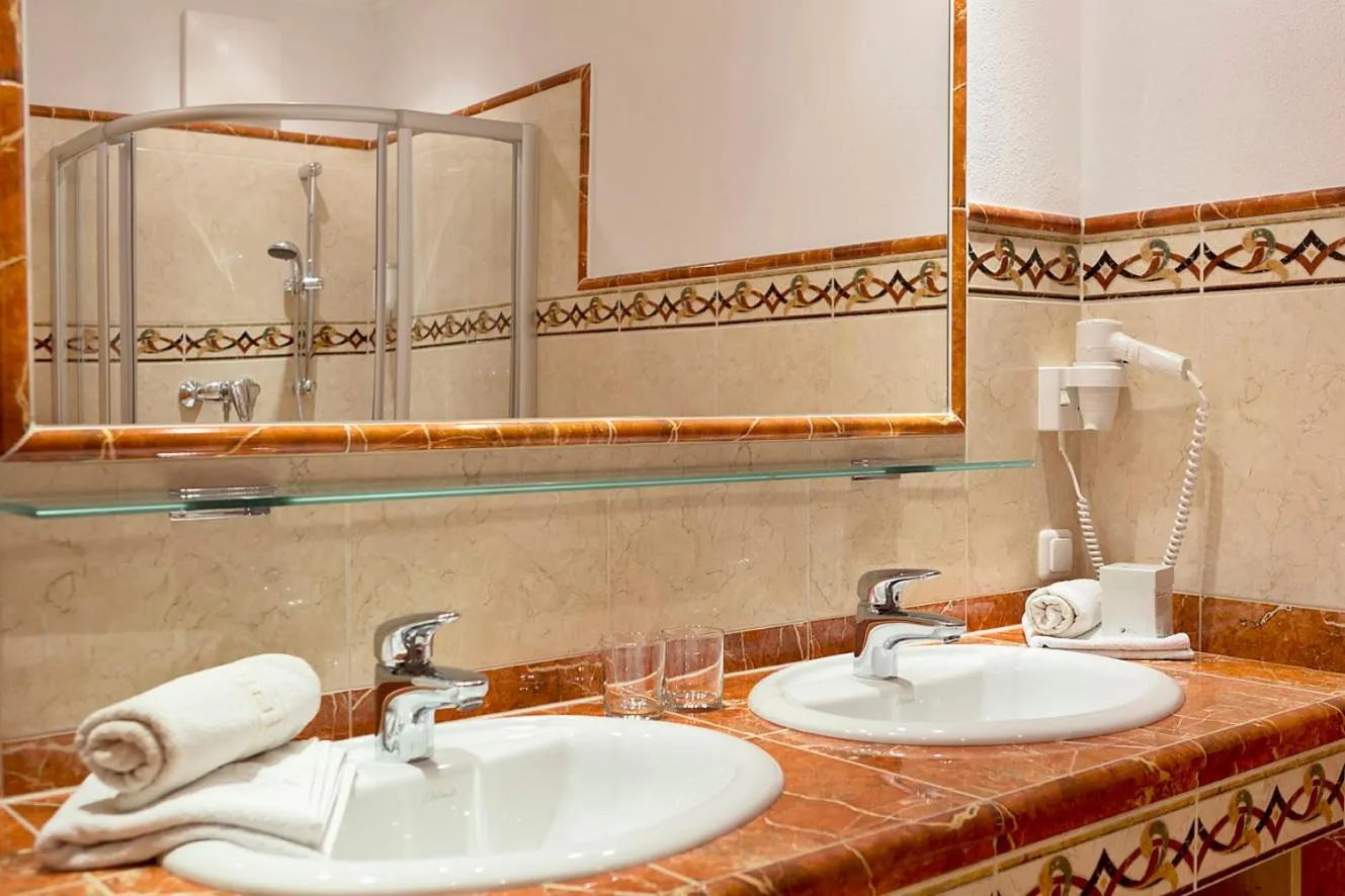 Shower in Landhotel Untermüllnergut