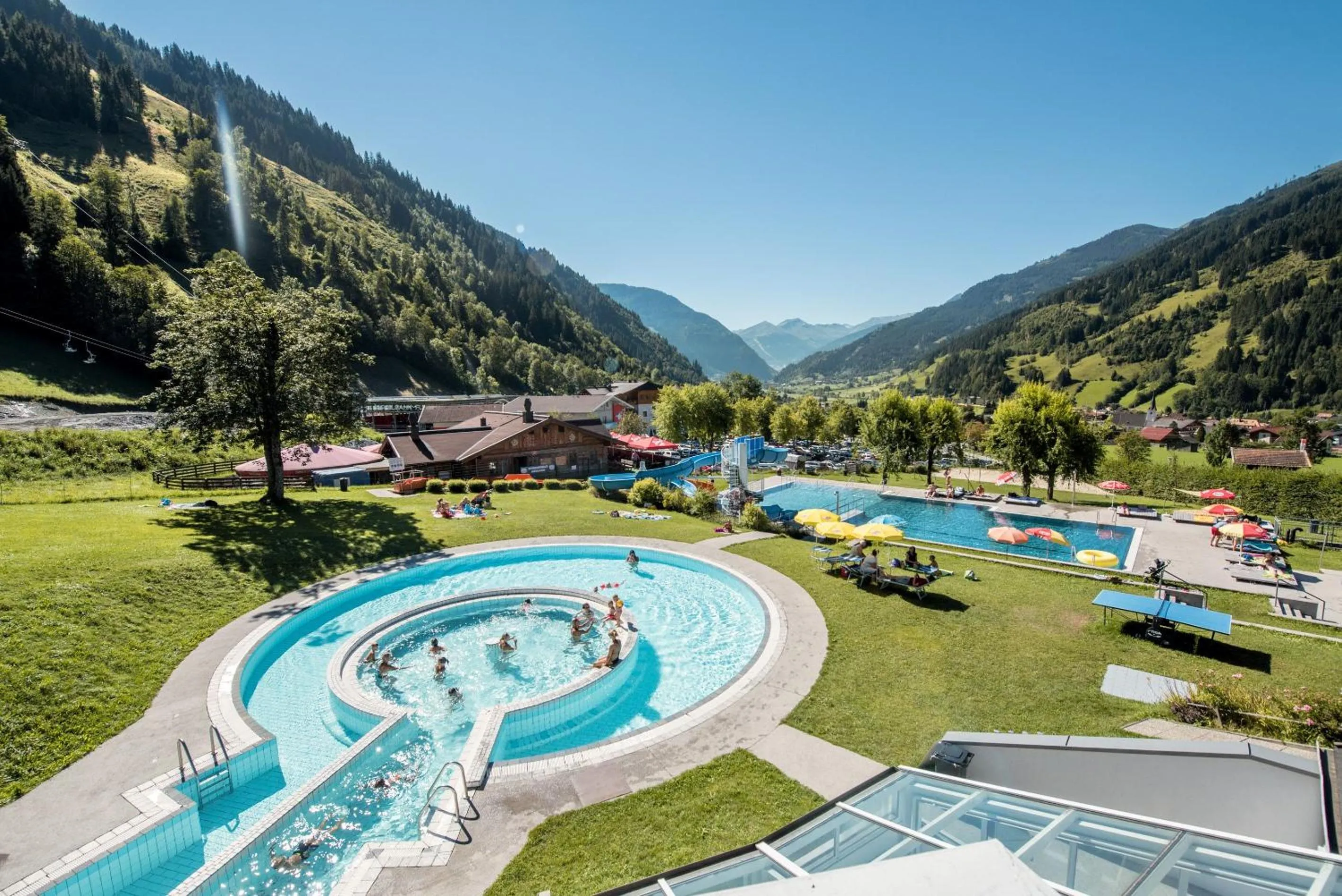 Swimming pool in Landhotel Untermüllnergut