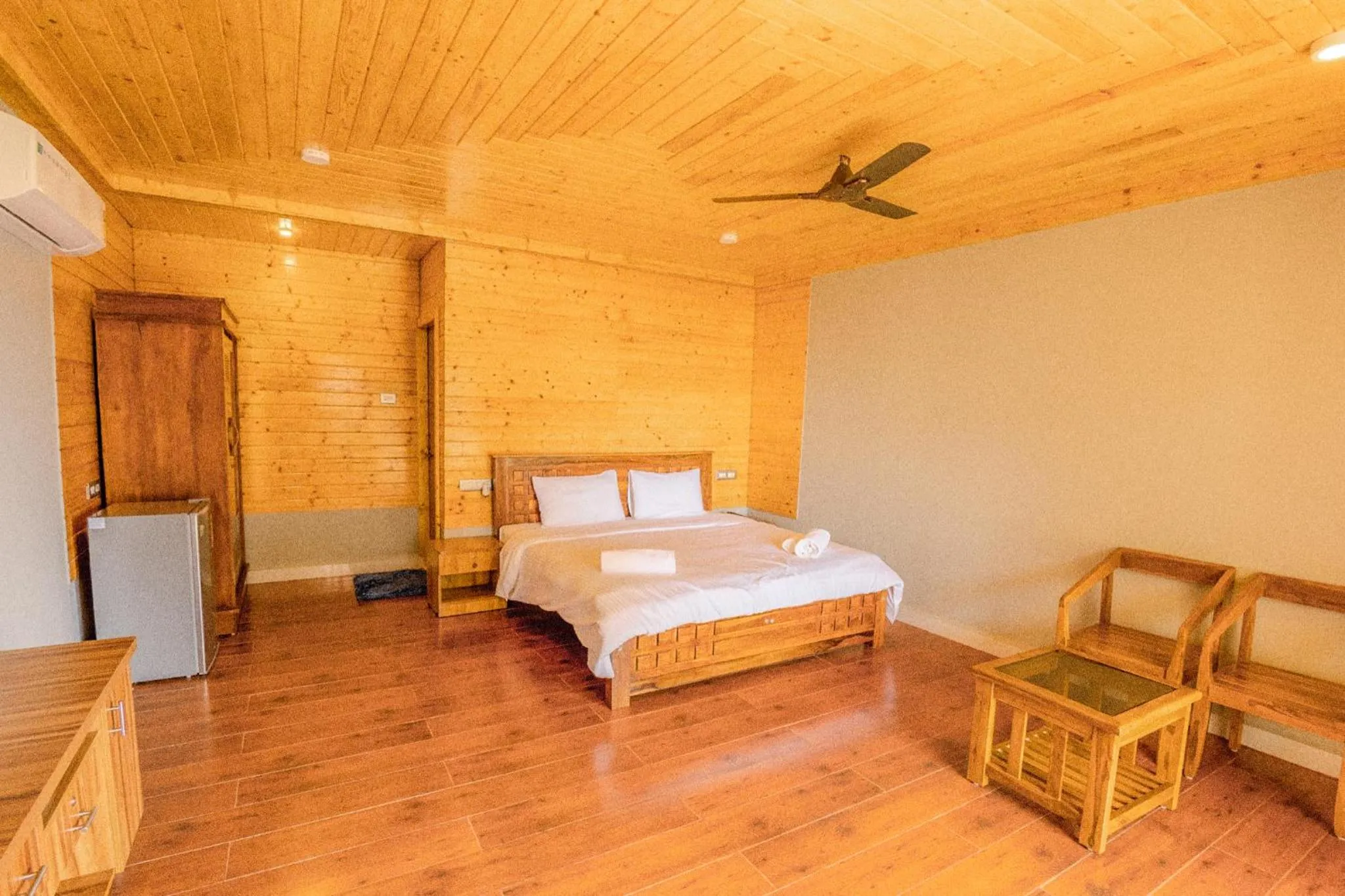 Bed in The O2H Agonda Beach Resort