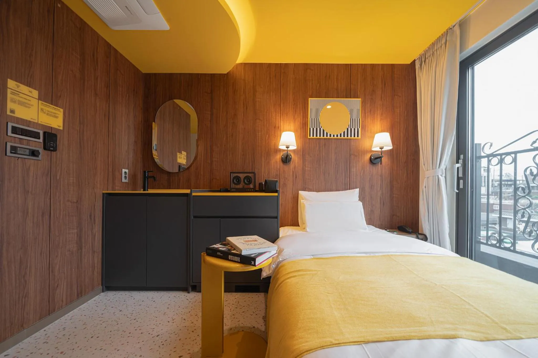 Bed in Nouvelle Hotel Seoul Itaewon by Aank