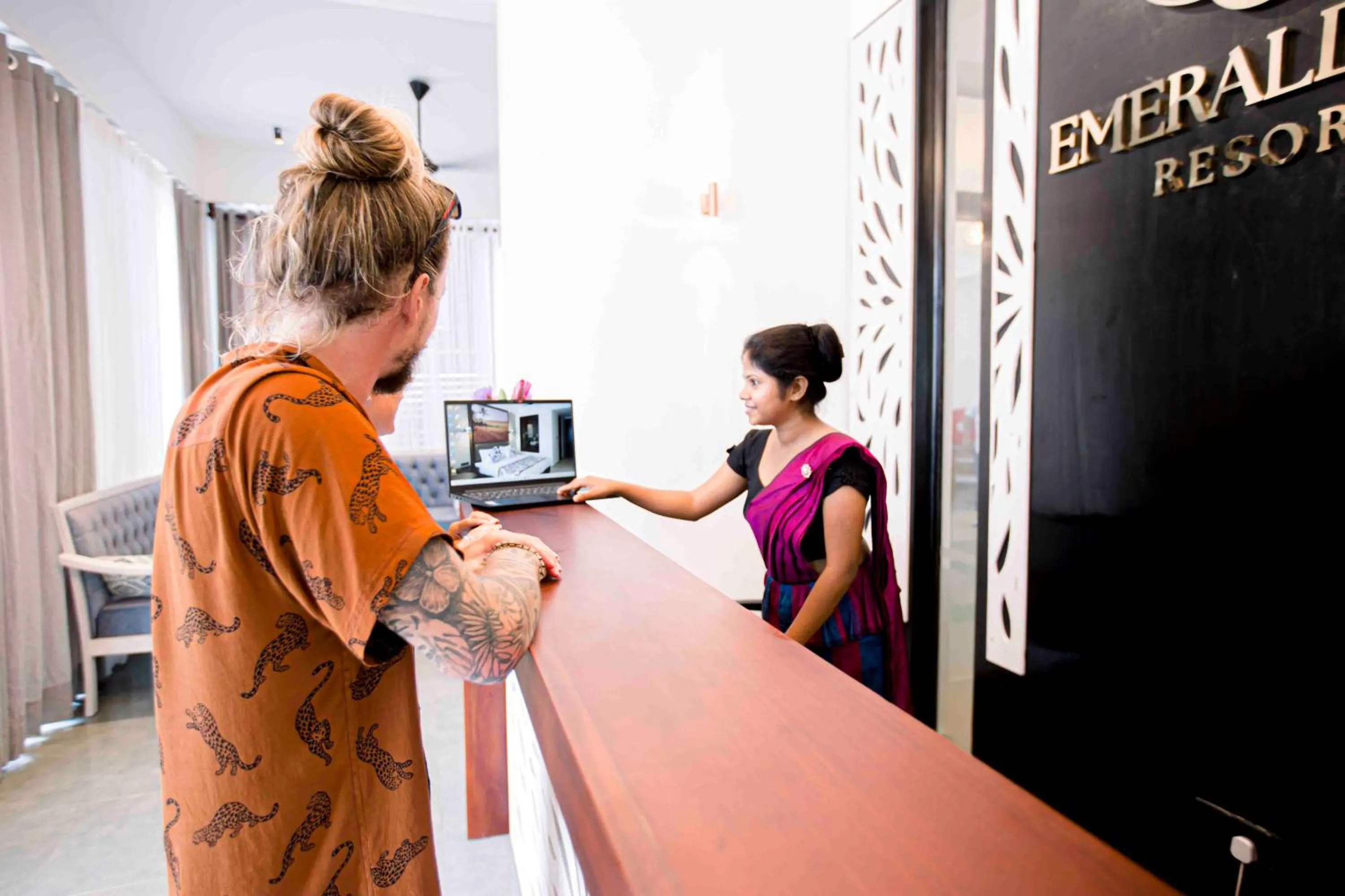 TV and multimedia in Emerald Bay Resort Mirissa