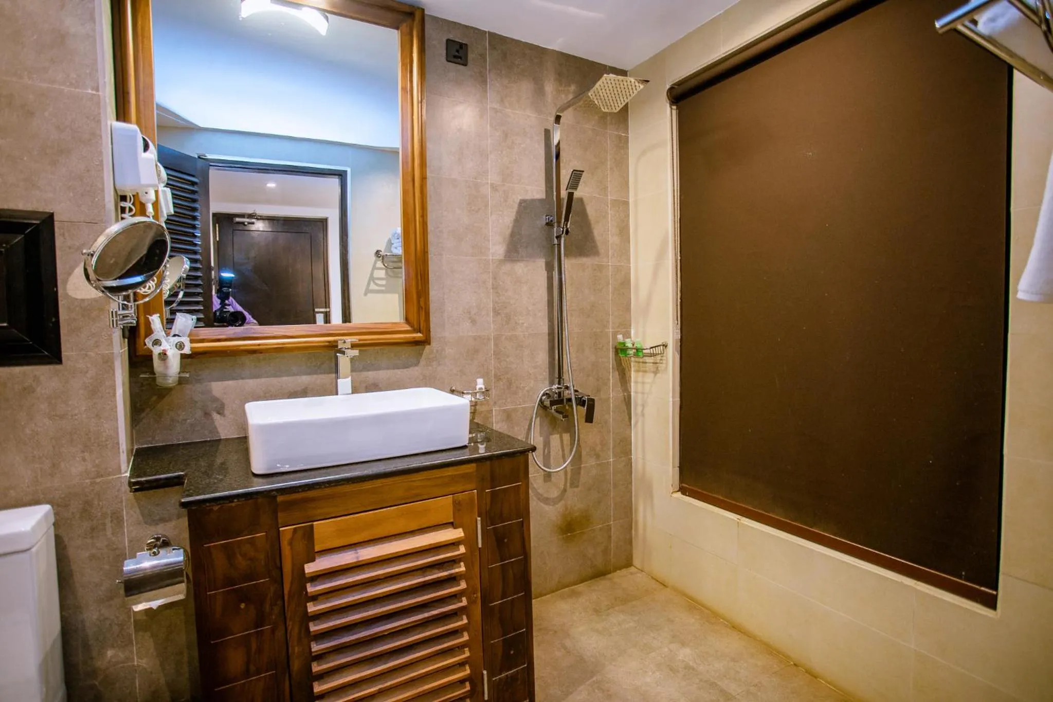 Emerald Bay Resort Mirissa