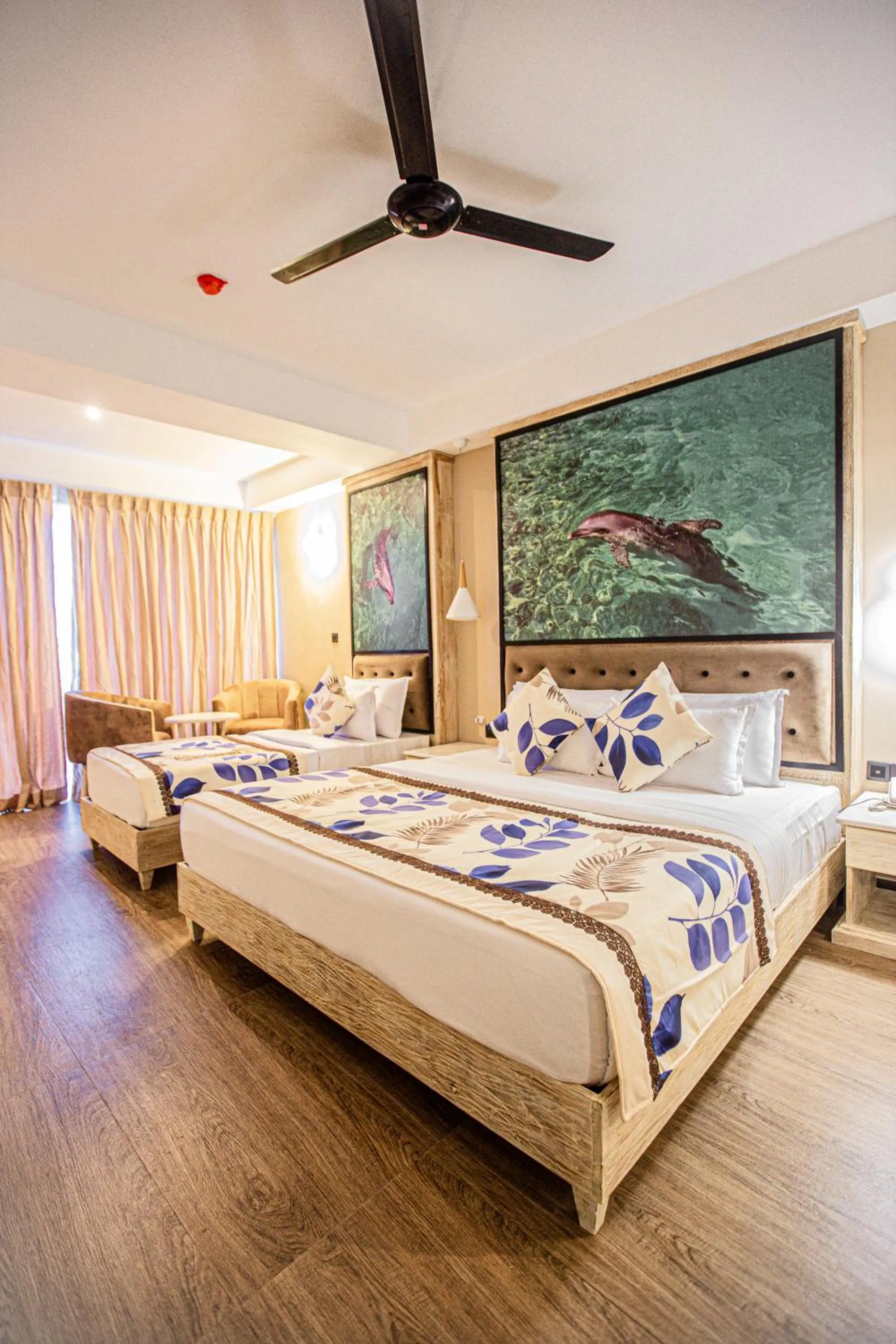 Bed in Emerald Bay Resort Mirissa