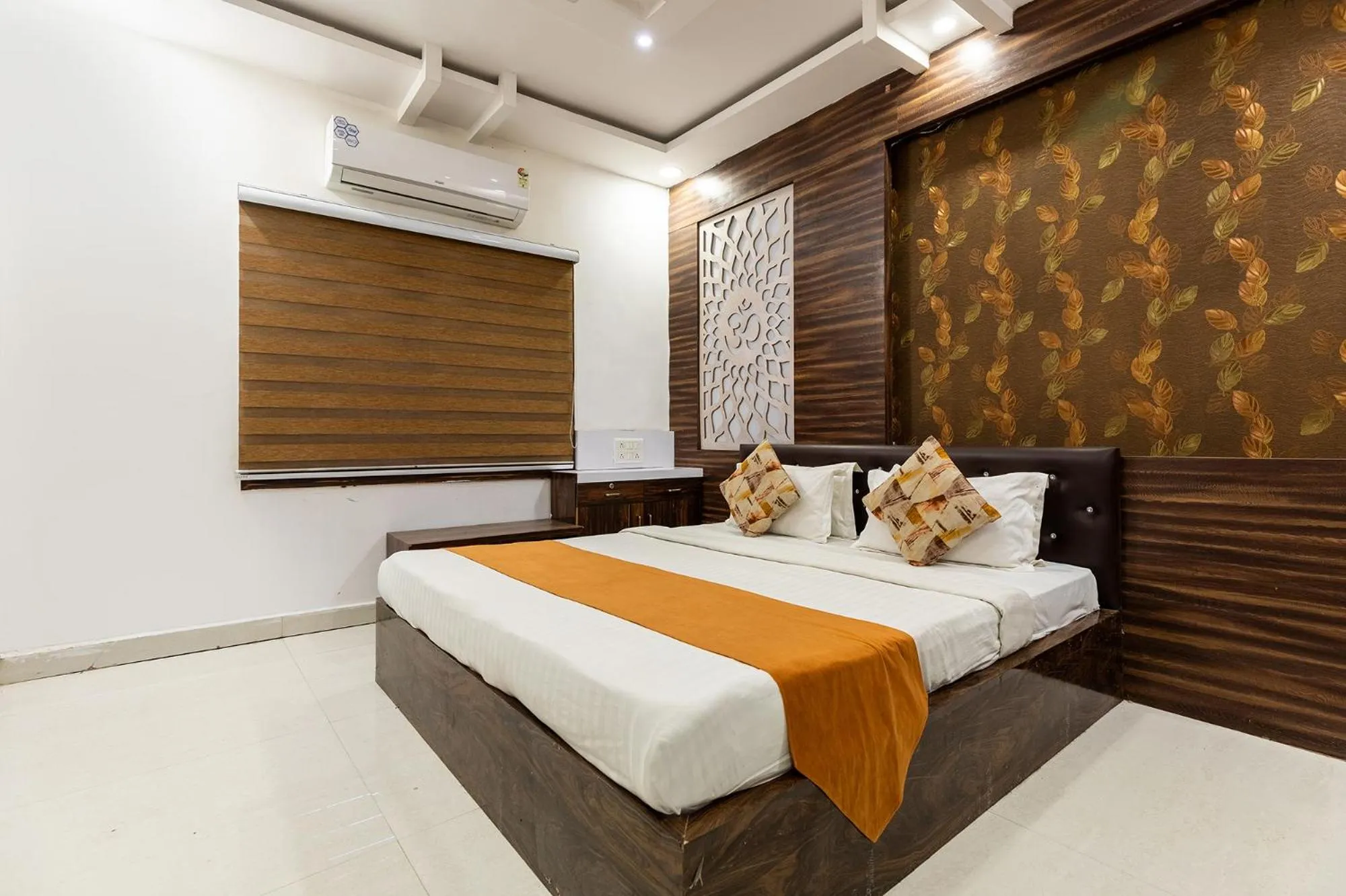 Bed in FabHotel Ocean Pearl