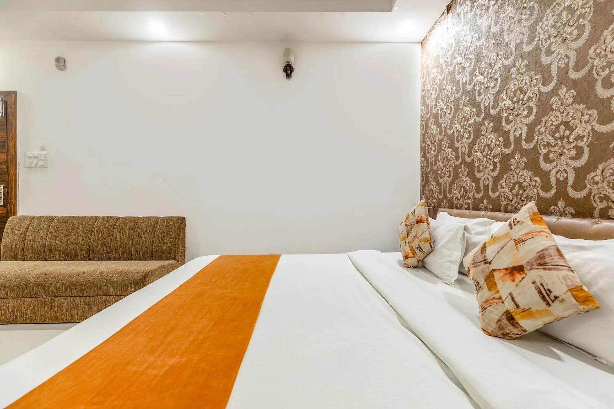 Bed in FabHotel Ocean Pearl