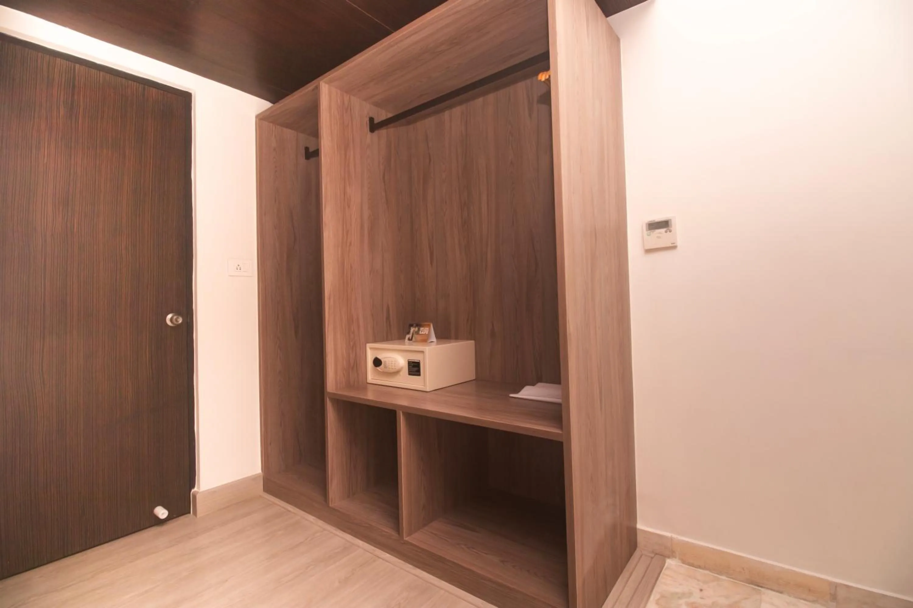 wardrobe in Hotel Star City