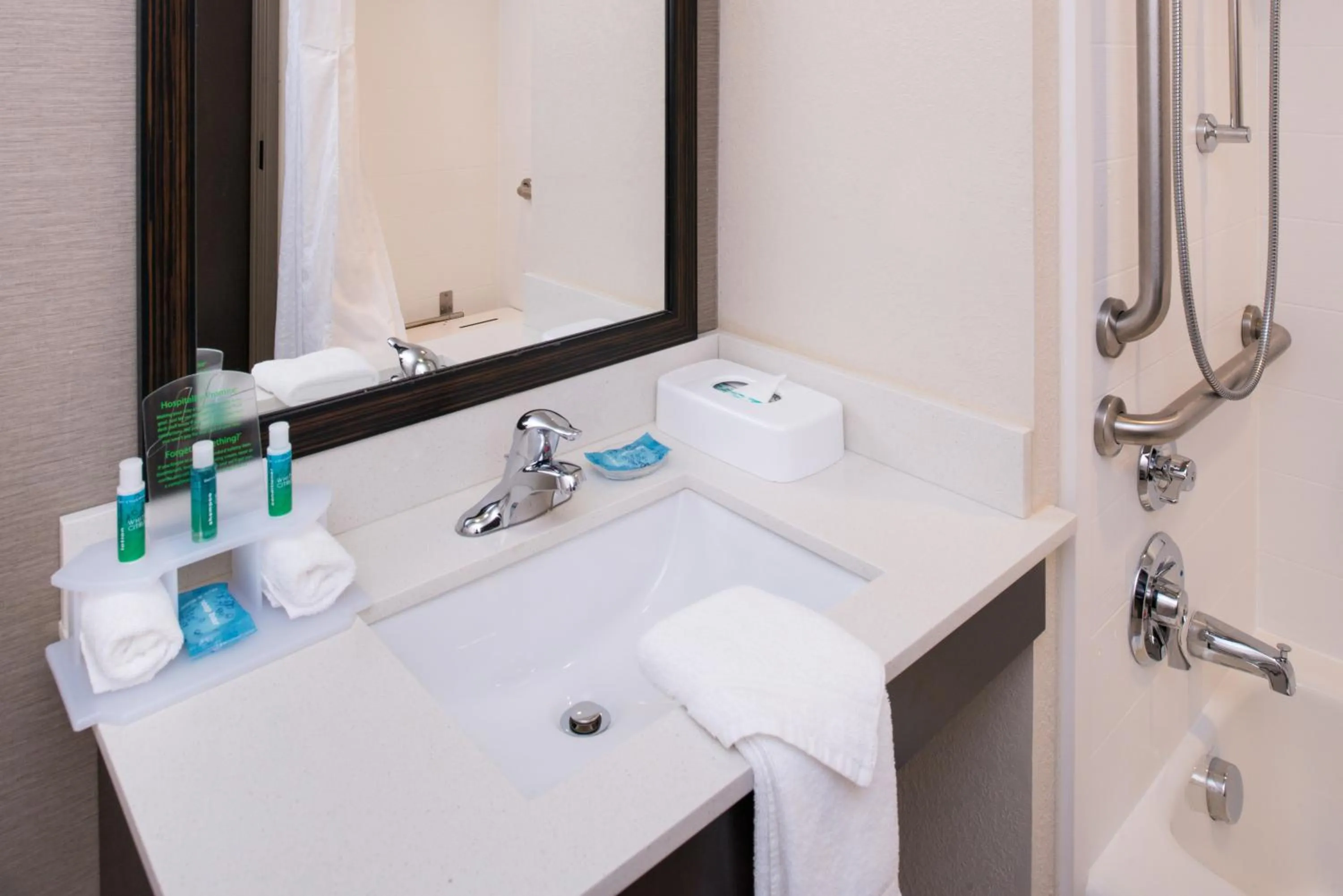 Photo of the whole room in Holiday Inn Express & Suites Monroe by IHG