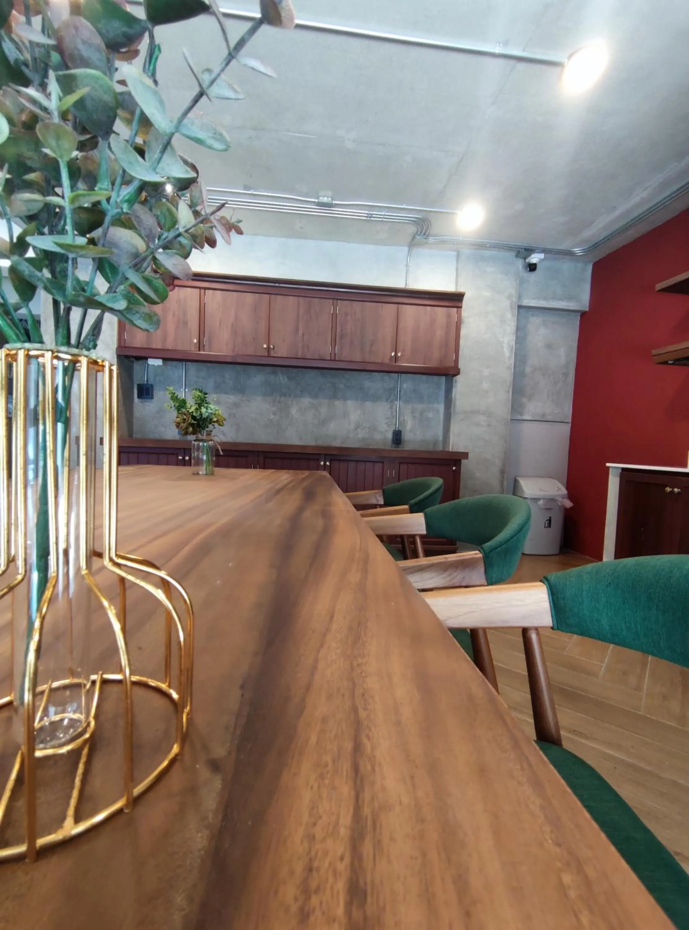 Seating area in N5 Ratchawong Hostel